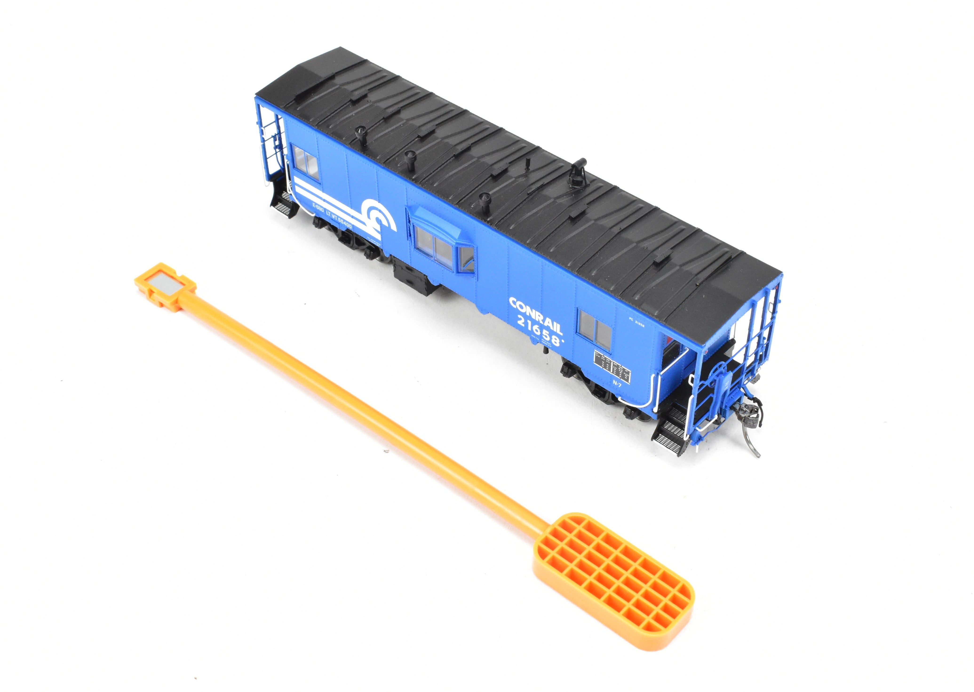 HO Scale Model Train - Conrail N7 Class Steel Bay Window Caboose 1977+ F/P No. 21658 by Tangent Scale Models