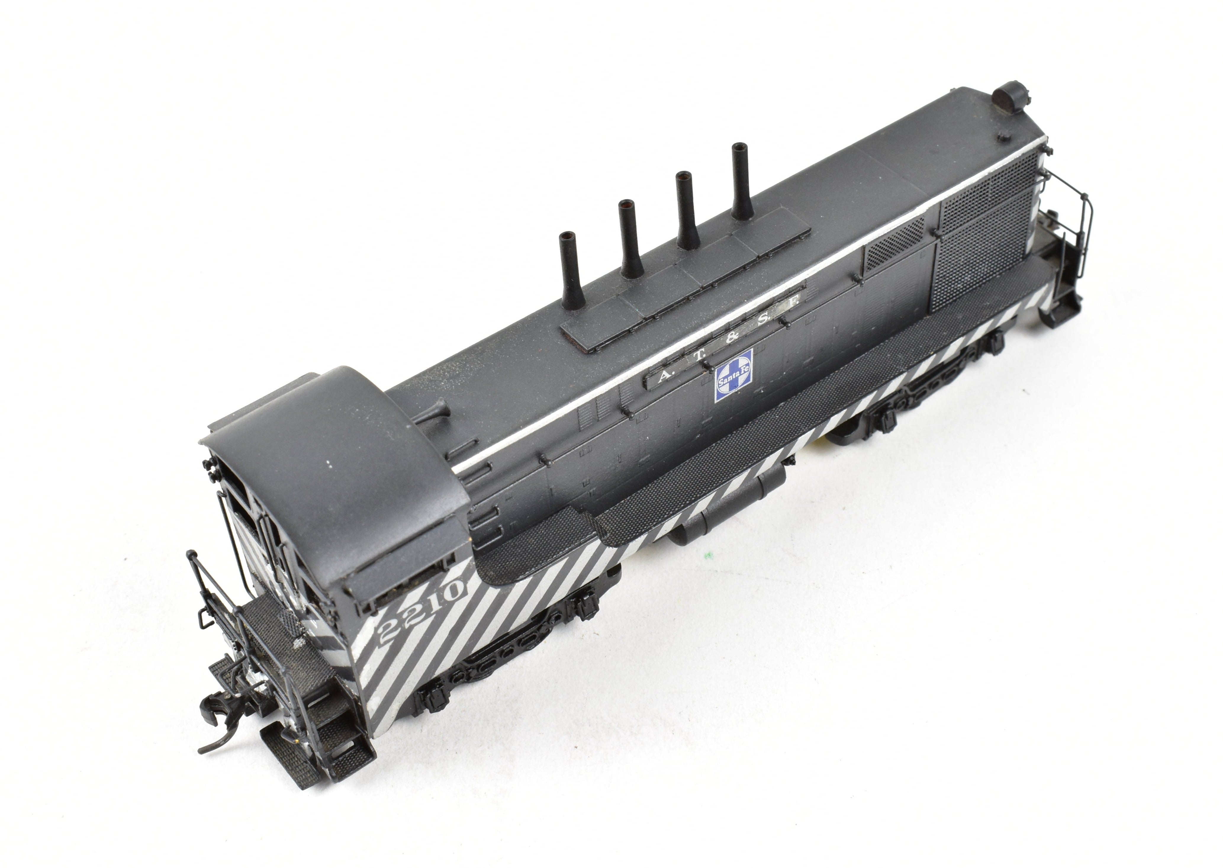 HO Scale Brass Hallmark Models ATSF - Santa Fe Baldwin VO - 1000 Diesel Switcher Model of the 1939 Version with Custom Painting