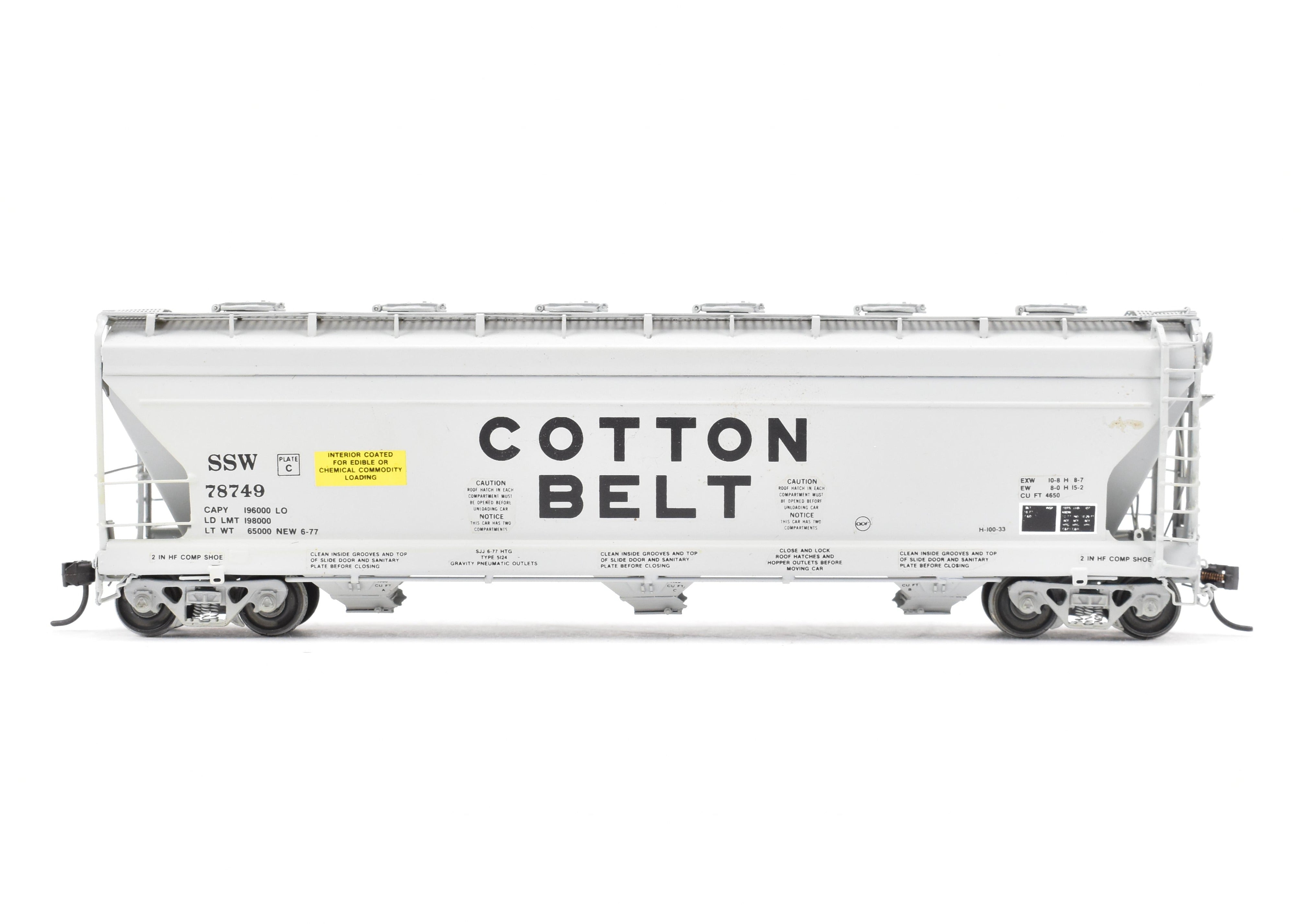 HO Scale Brass Model Train - Overland Models, Inc. (OMI) SSW - Cotton Belt ACF 3 - Bay Centerflow 4650 Covered Hopper with 6 Round Hatches, Car Number CP 78749