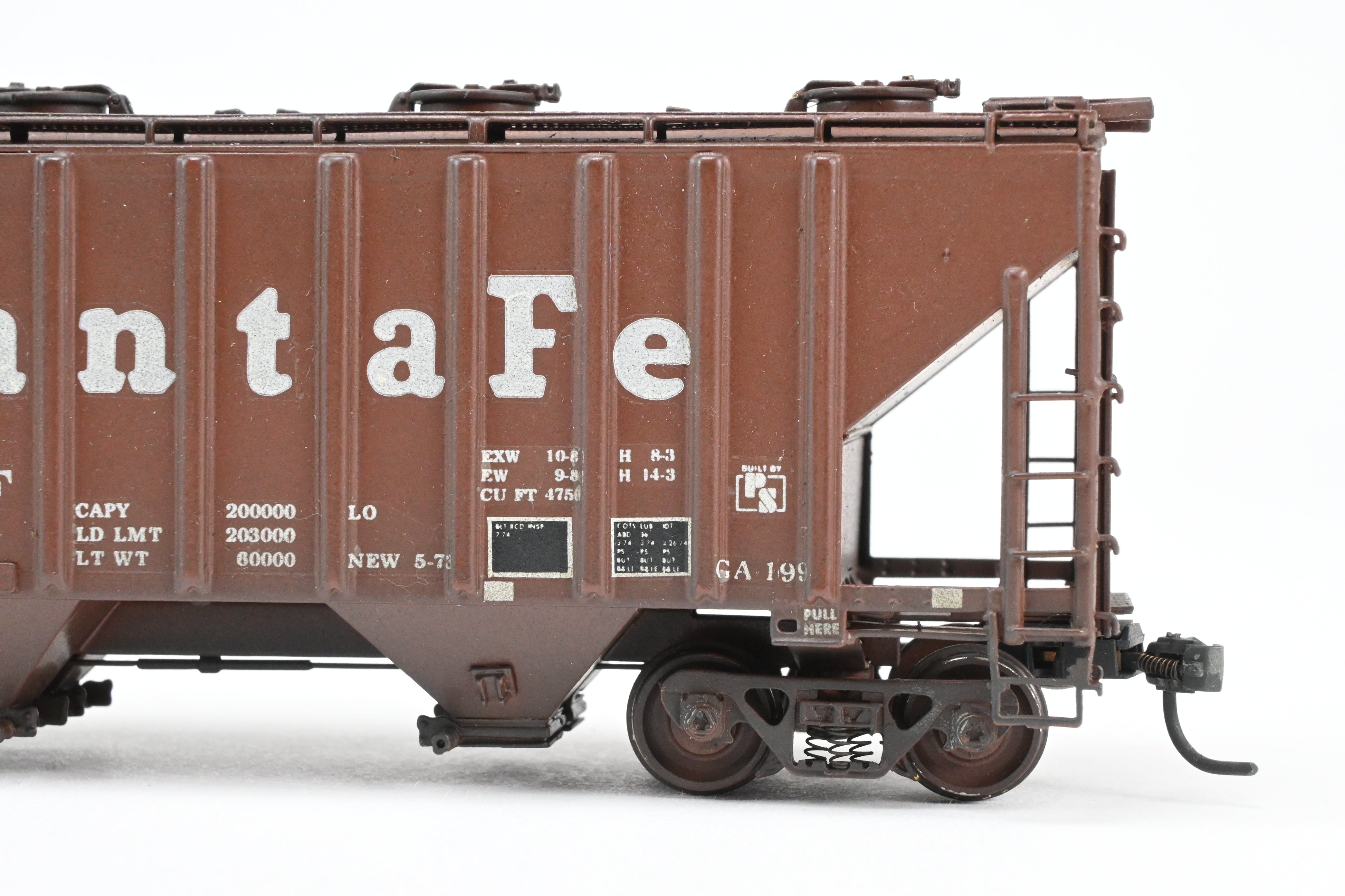 HO Brass OMI ATSF - Santa Fe 2-Bay Covered Hopper Model #350099