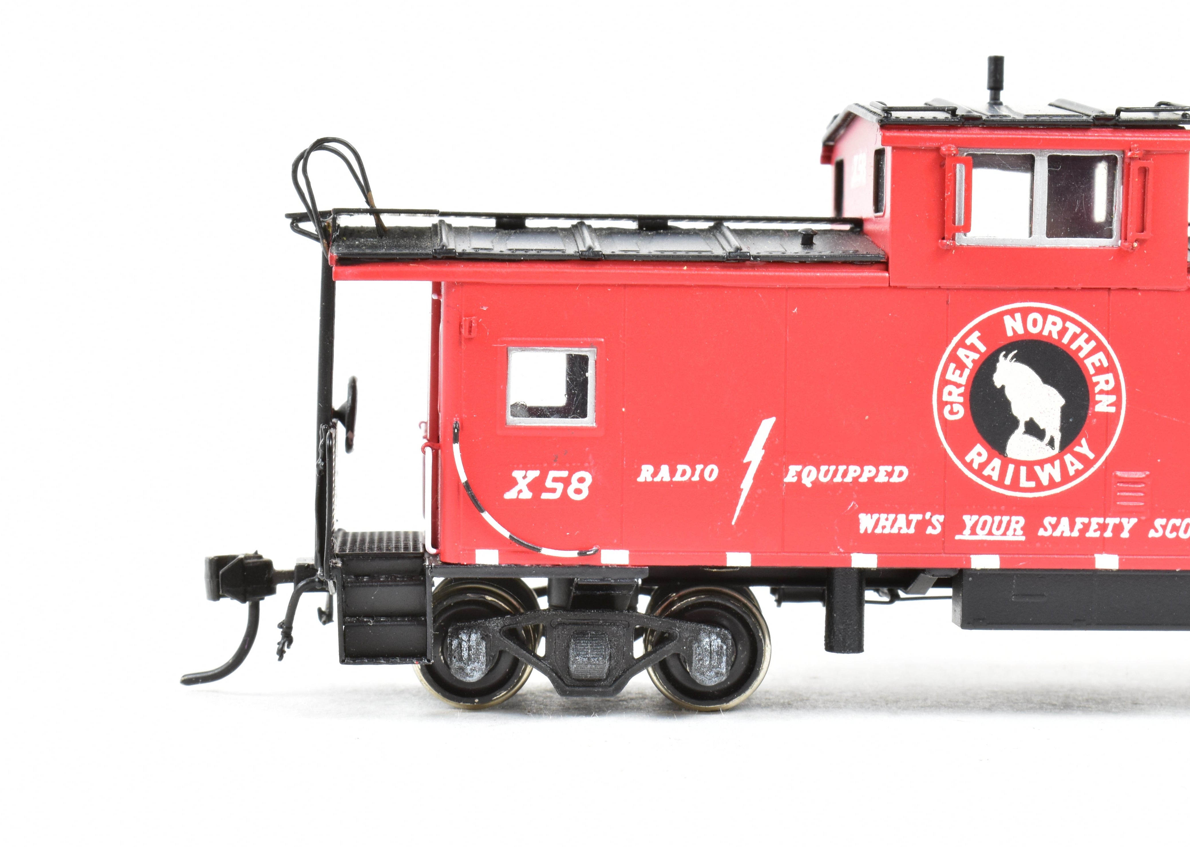 HO Scale Brass Model of the Oriental Limited Great Northern CON X Caboose X41 - 95 Class FP for Model Train Enthusiasts