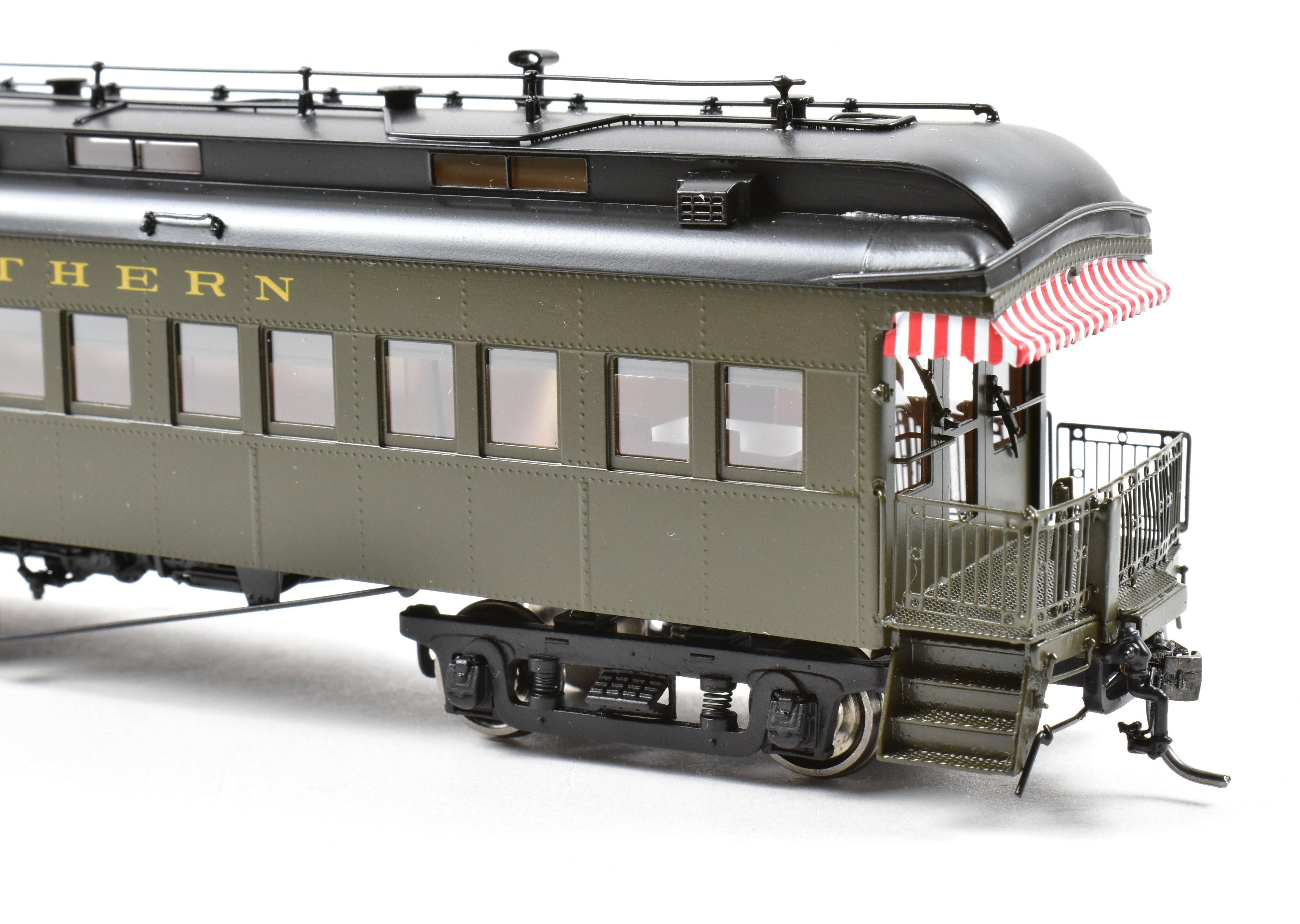 High - Quality HO Scale New Brass Model Train: North Bank Line (NBL) and Great Northern (GN) 2nd A3 Business Car in Pullman Green Color