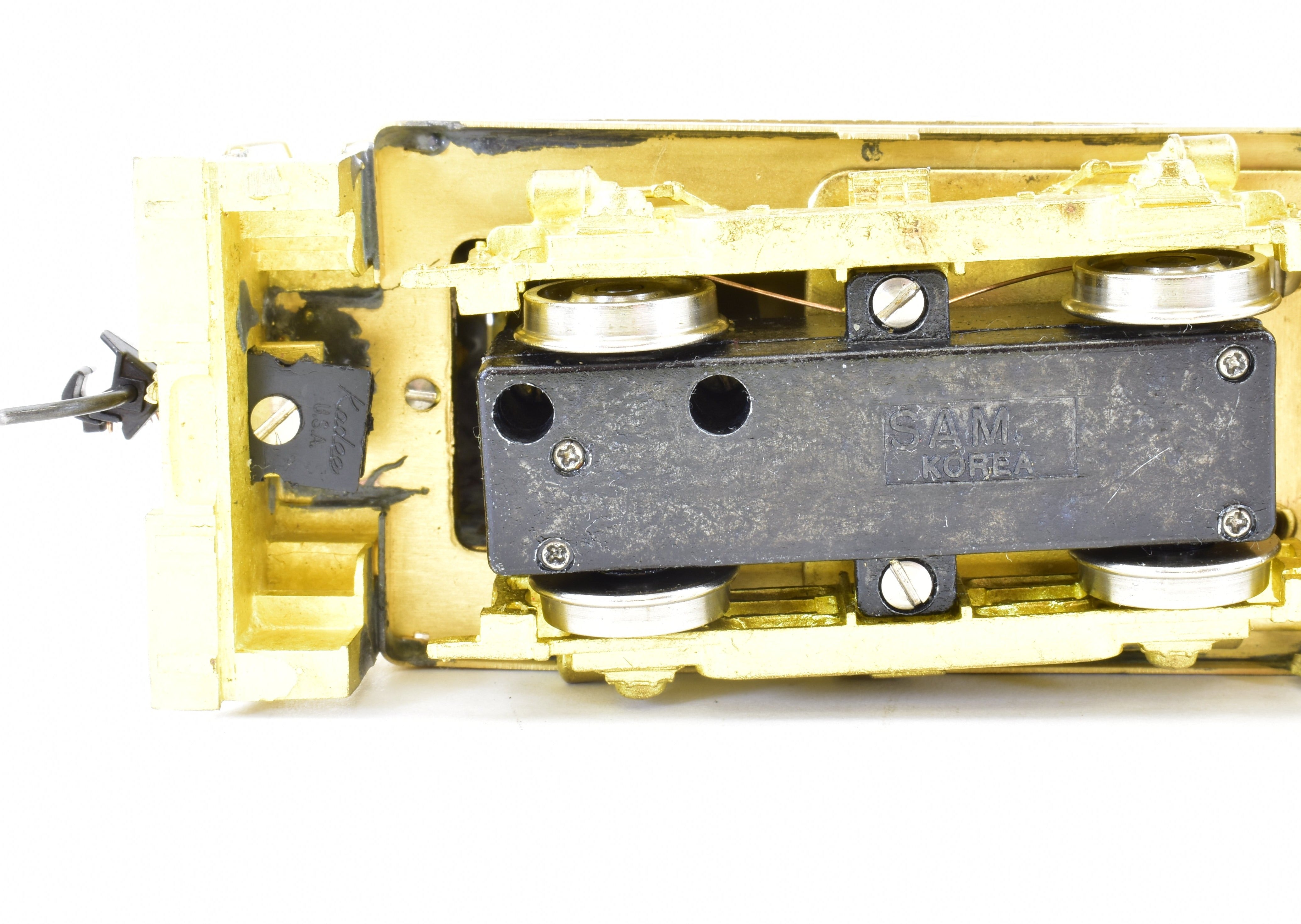 HO Scale Brass Van Hobbies Canadian Pacific Railway MLW RS - 3 Diesel Switcher