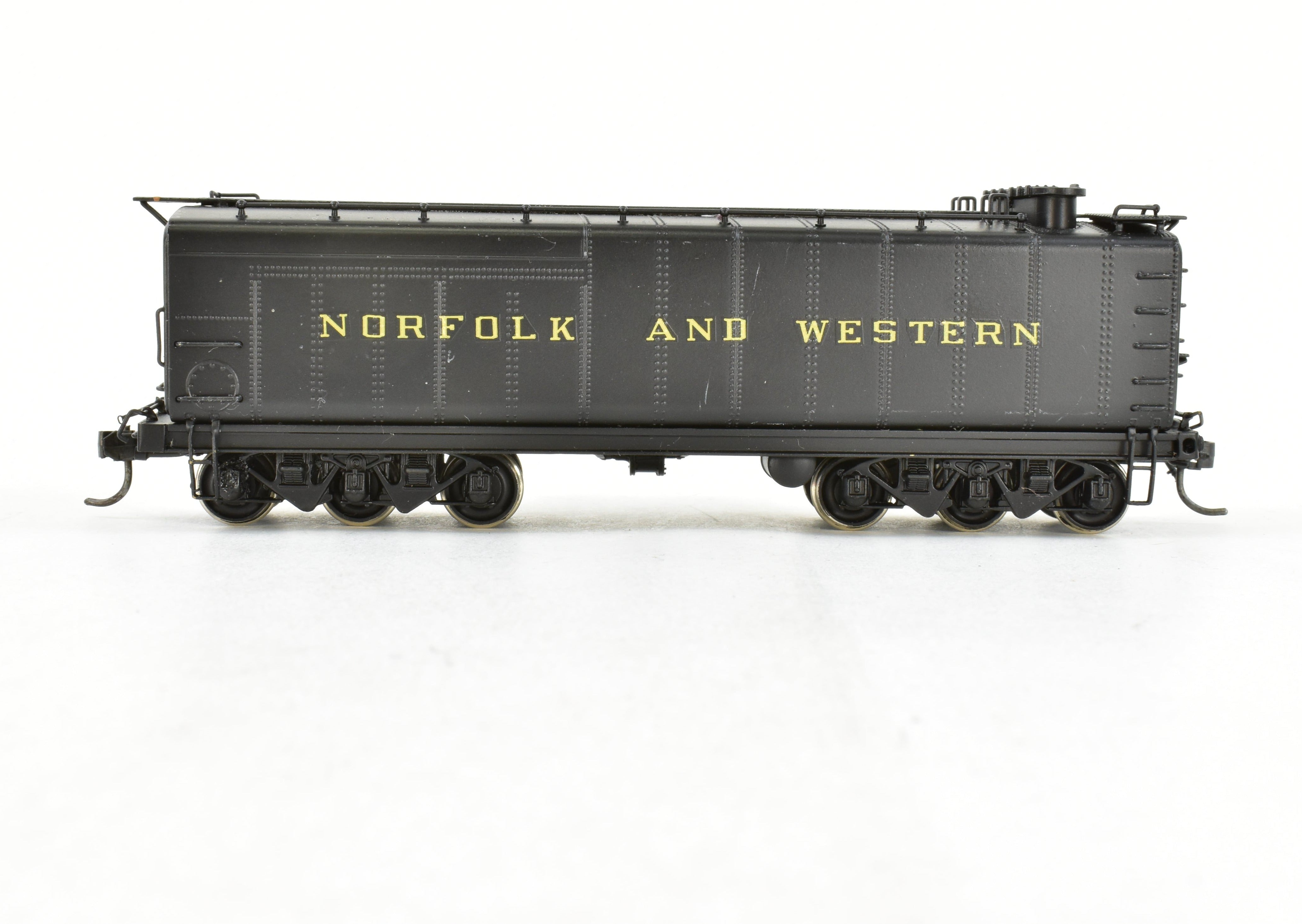HO Brass Key Imports Norfolk & Western A Class 27K Gallon Auxiliary Tender