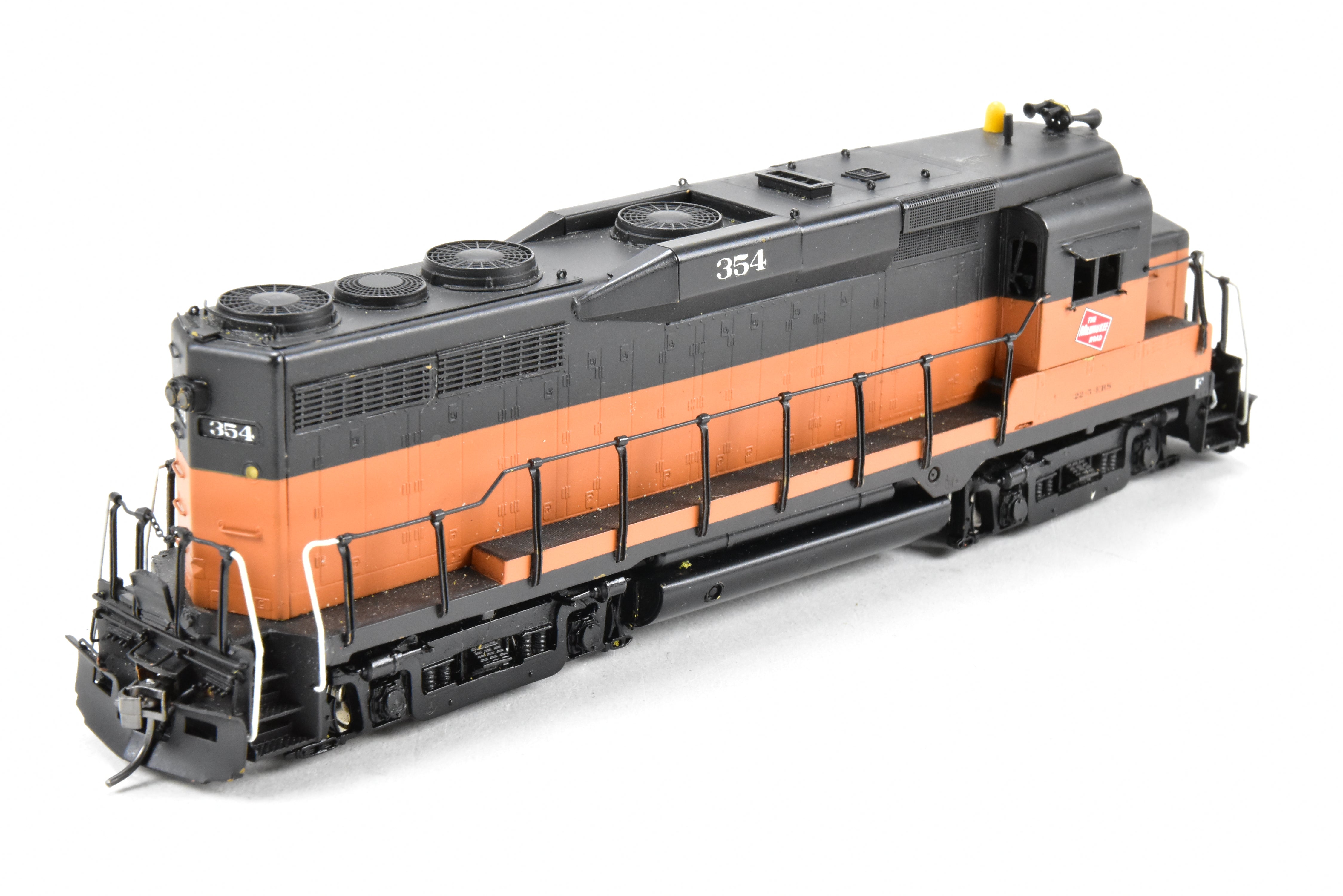 HO Scale Brass Oriental Limited Milwaukee Road EMD GP30 PH II 2250HP Model #354