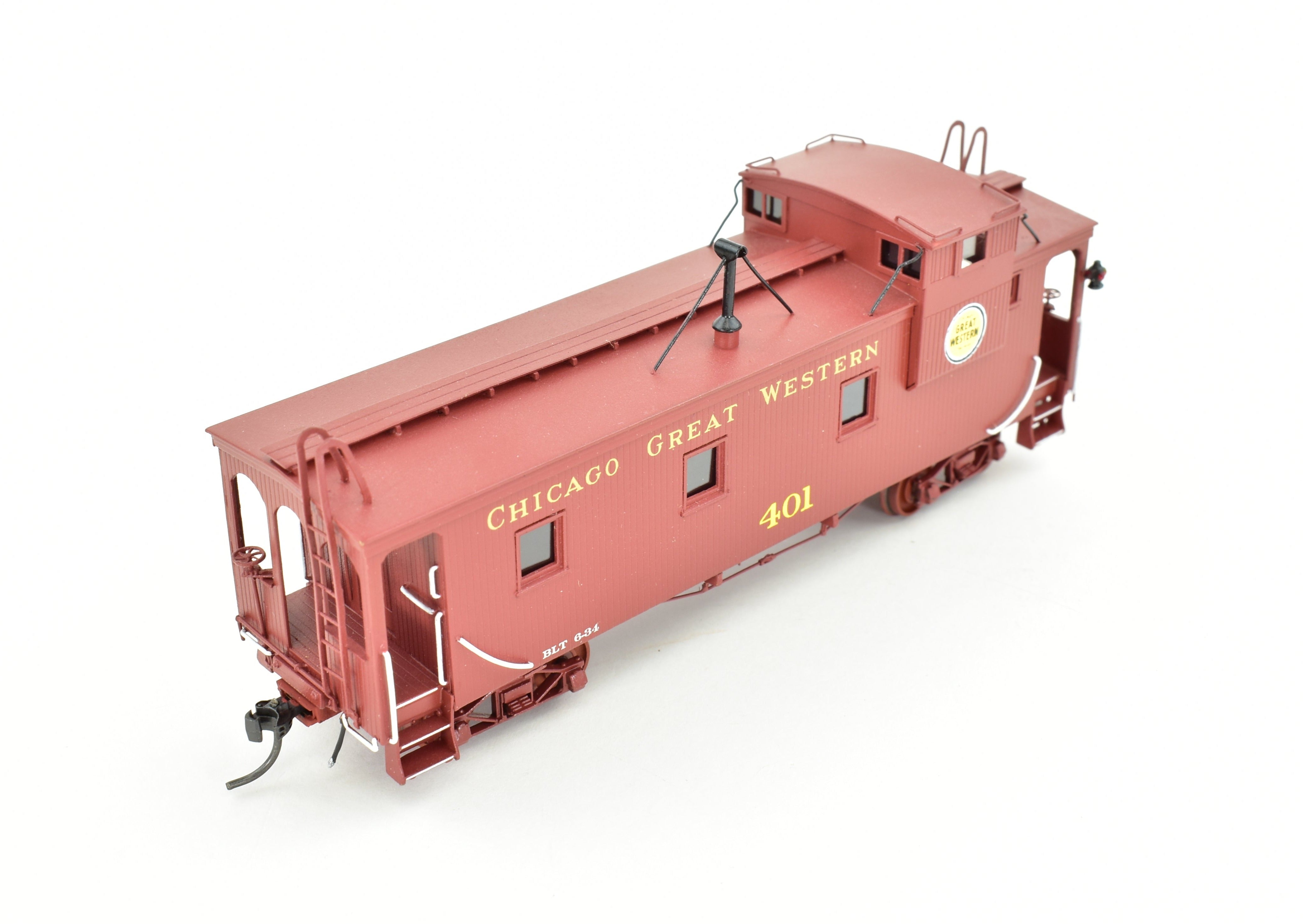 HO Scale Brass Oriental Limited Chicago Great Western Caboose with Professionally Painted Finish