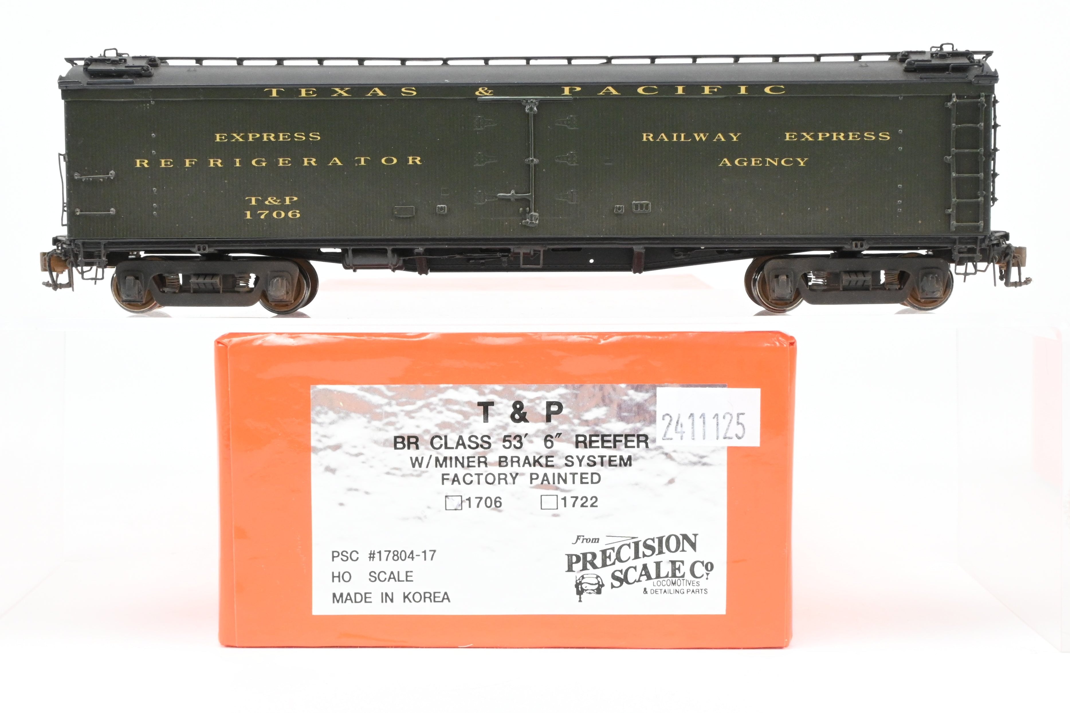 HO Scale Brass Precision Scale Co. Texas & Pacific 53' 6 Reefer with Miner Brake System