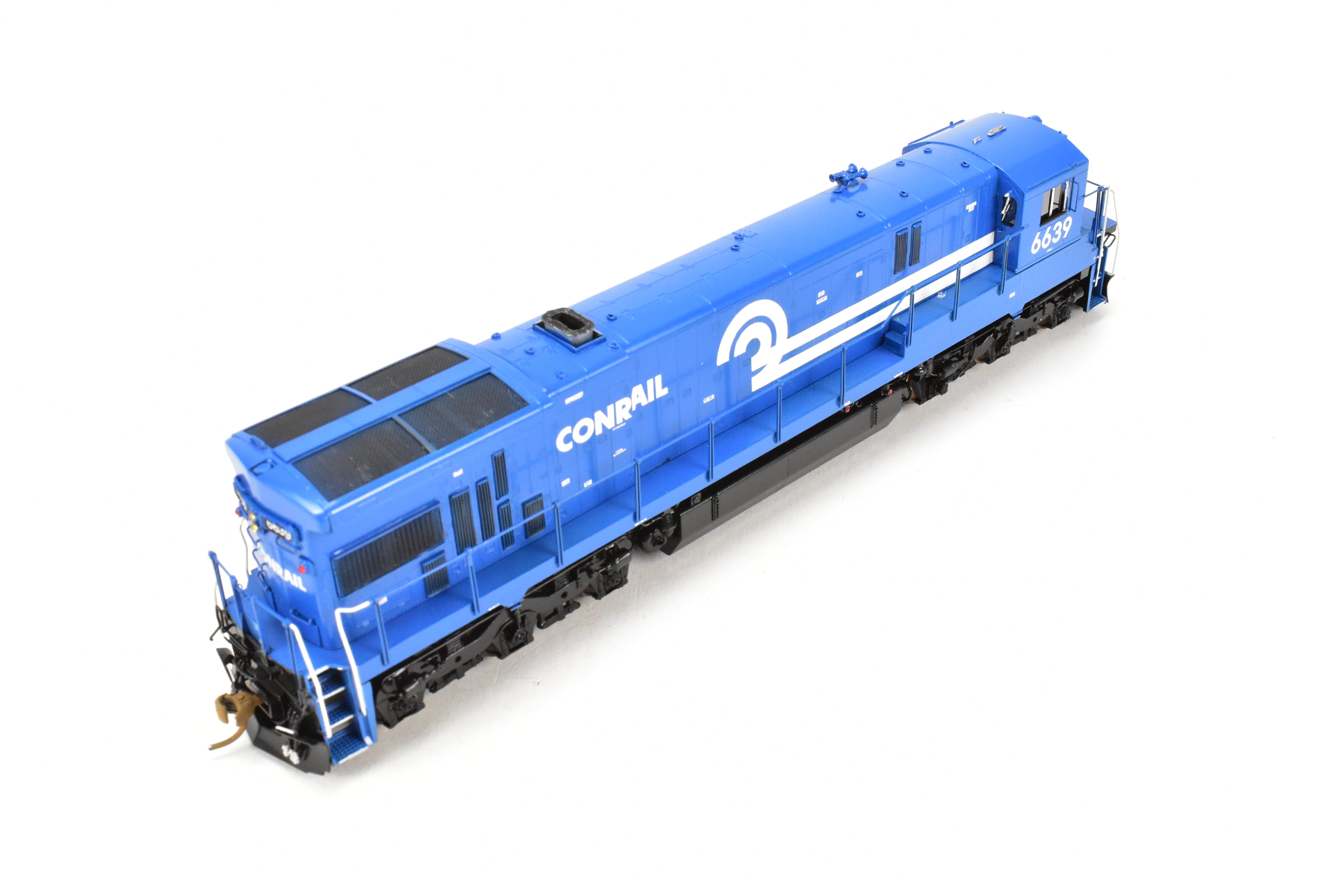HO Scale Brass Model Train - Overland Models Inc. Conrail GE C36 - 7 Locomotive with Anti - Climber Front Porch, Professionally Painted, Number 6639