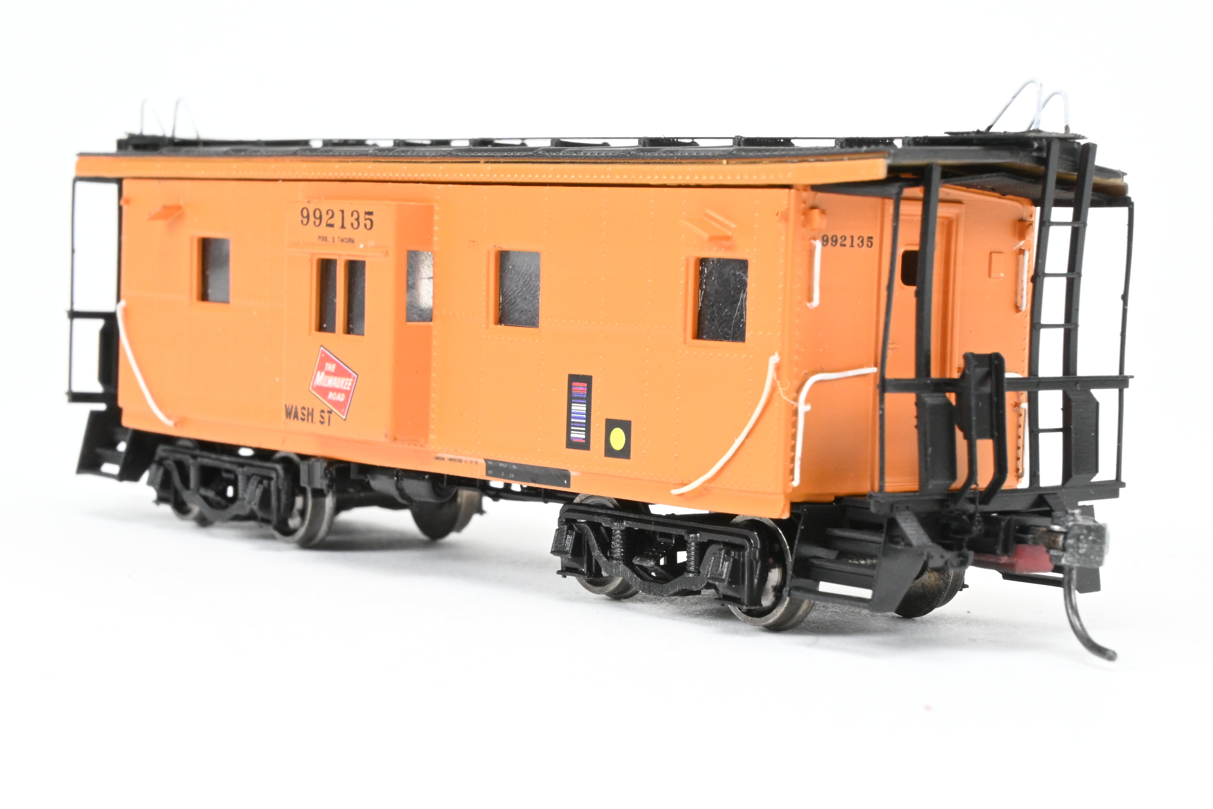 HO Scale Model Railroad - Custom Built 3D Printed Thrall Bay Window Caboose for Milwaukee Road with FP #992135 from Lines West