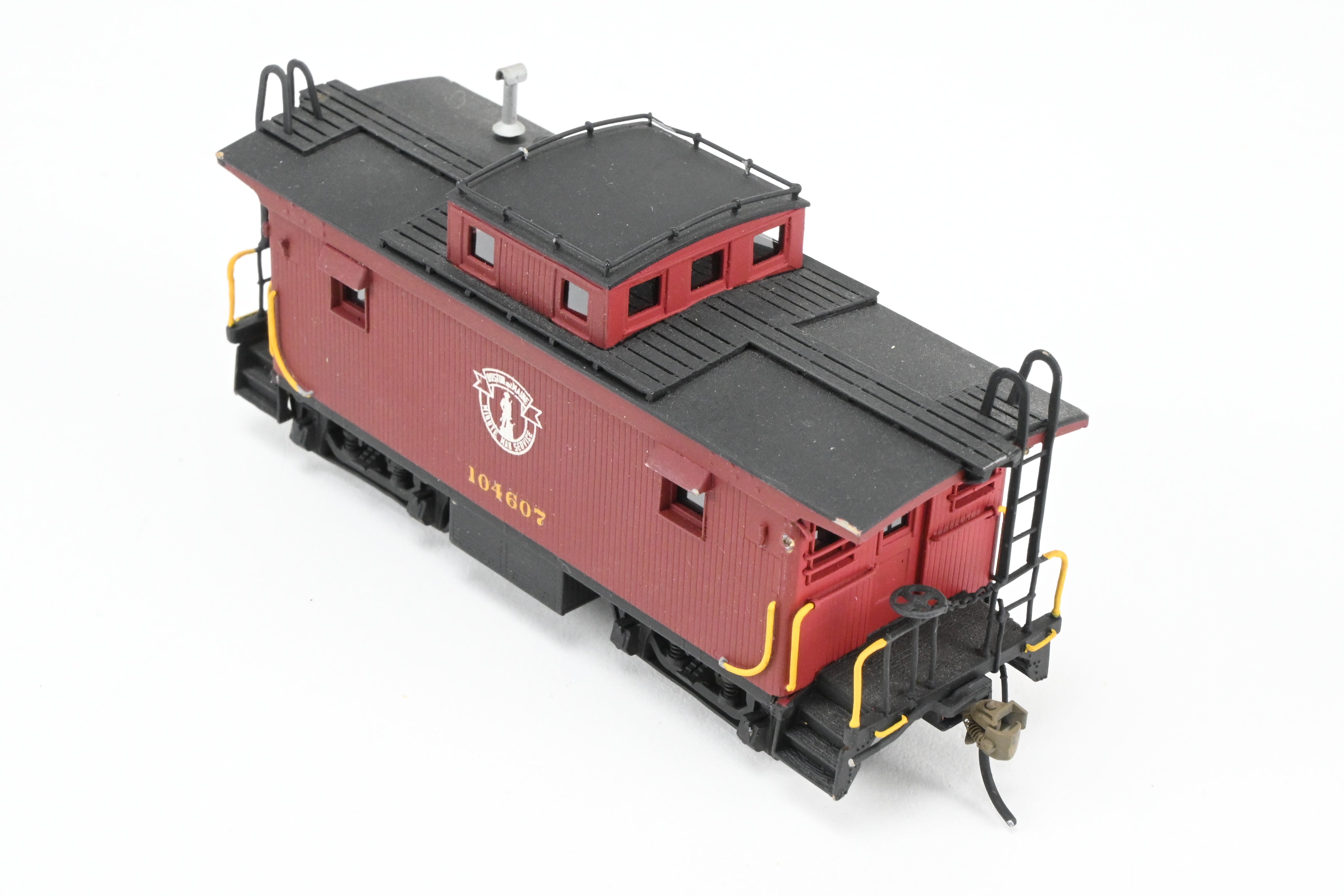 OMI Overland Models, Inc. Custom Painted B&M Boston & Maine Wood Caboose #104647