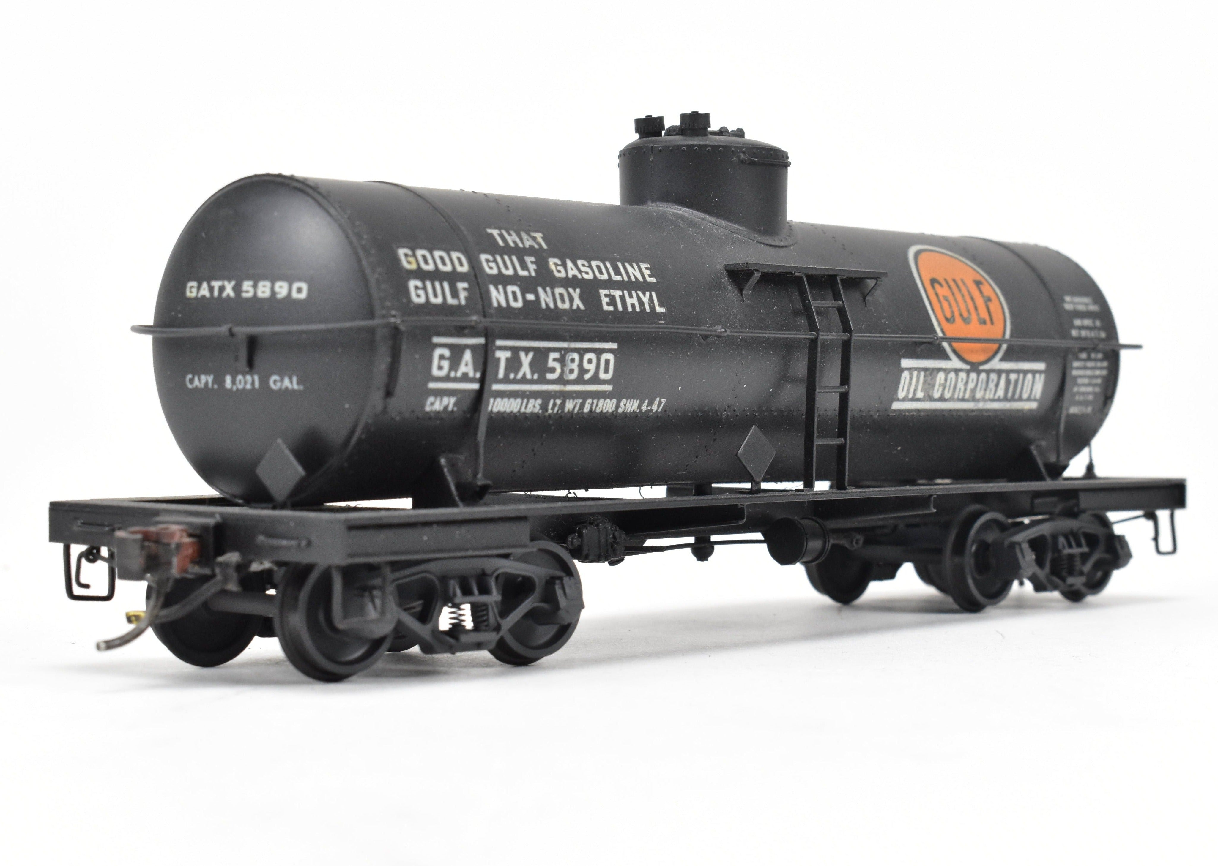 O Scale Model Train - Brass U.S. Hobbies GATX General American 8,000 Gallon Single - Dome Tank Car for Canadian Pacific (CP), Custom - Painted Gulf Oil Corporation Style (GATX 5890), Without Original Box