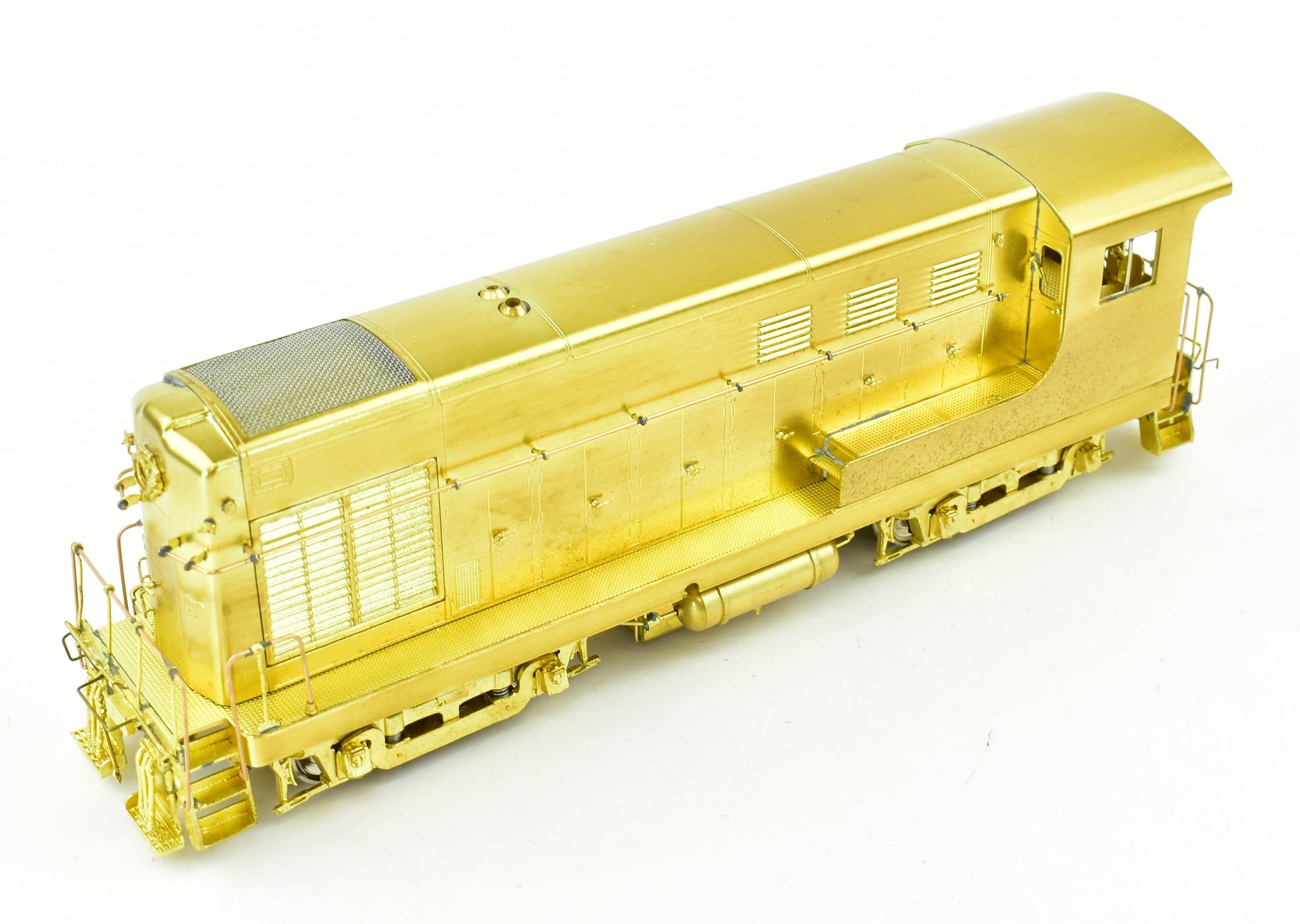 HO Scale Brass Model Train - Overland Models Inc. ATSF/NYC - Santa Fe/New York Central Fairbanks Morse FM H - 12 - 44 Locomotive with Cab Overhang