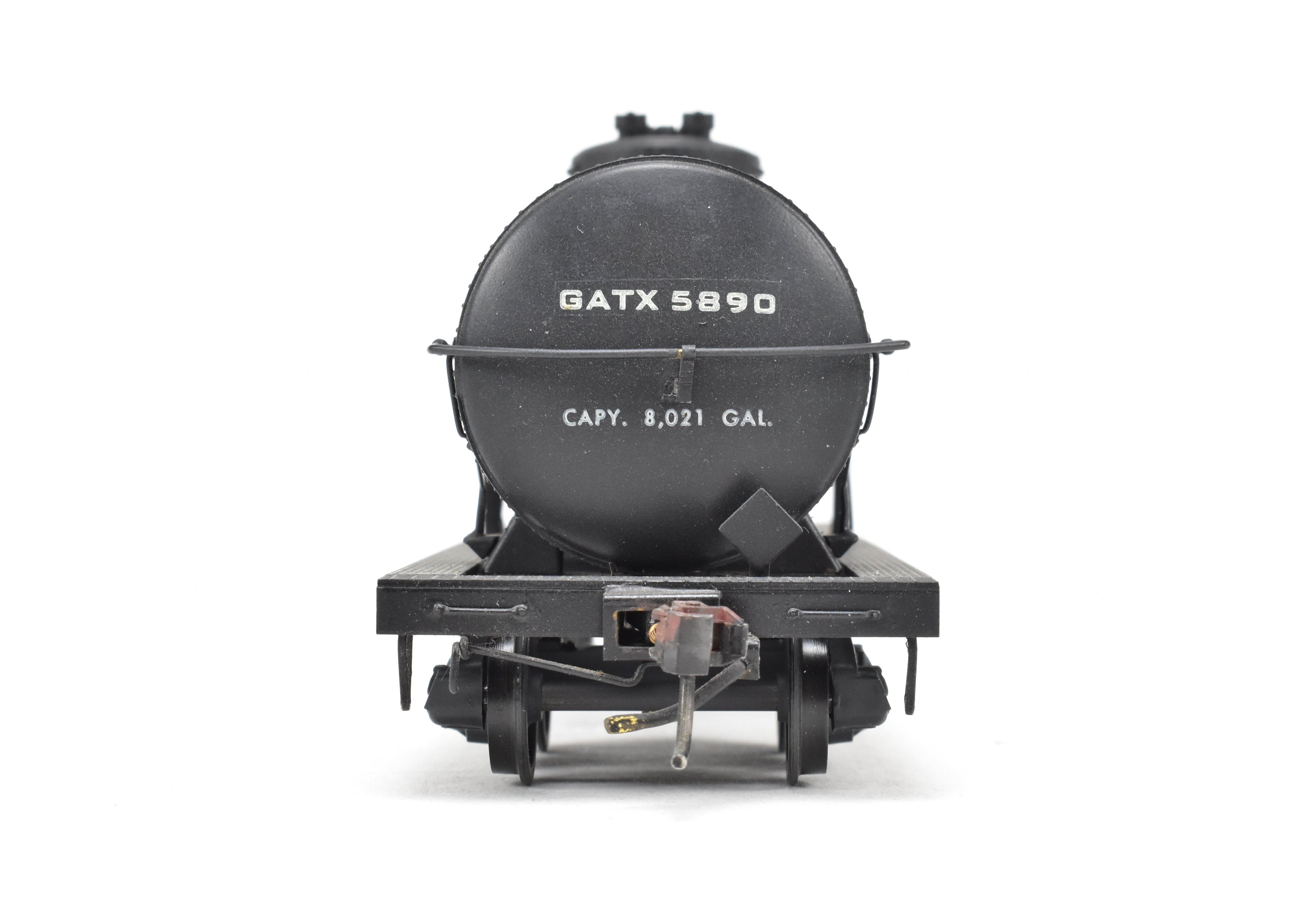 O Scale Model Train - Brass U.S. Hobbies GATX General American 8,000 Gallon Single - Dome Tank Car for Canadian Pacific (CP), Custom - Painted Gulf Oil Corporation Style (GATX 5890), Without Original Box