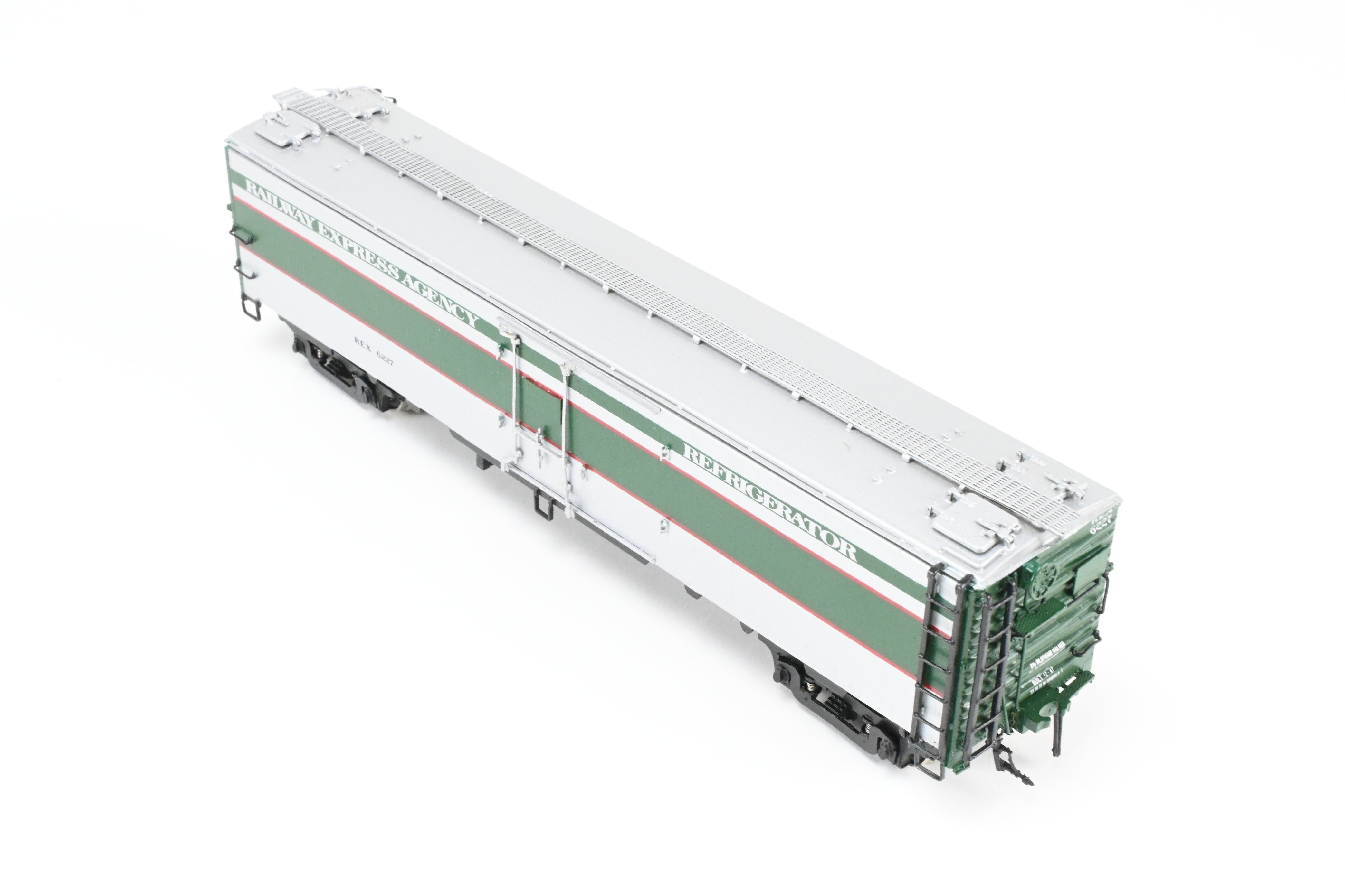 1993 HO Brass Challenger Imports 52' Steel Express Refrigerator Car