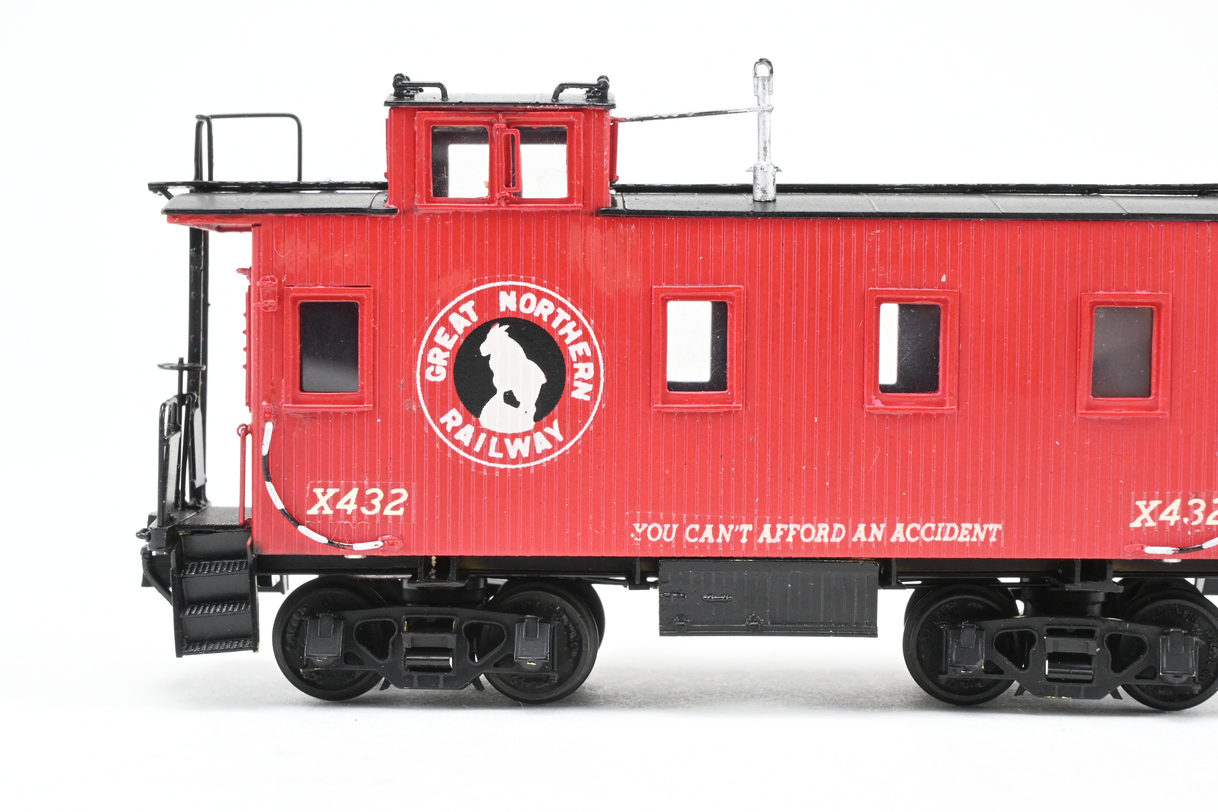 HO Scale Brass Model of Great Northern Wood Caboose X337/X432 with Standard Window - Collector's Edition FP #X432 from Beaver Creek Model Co.