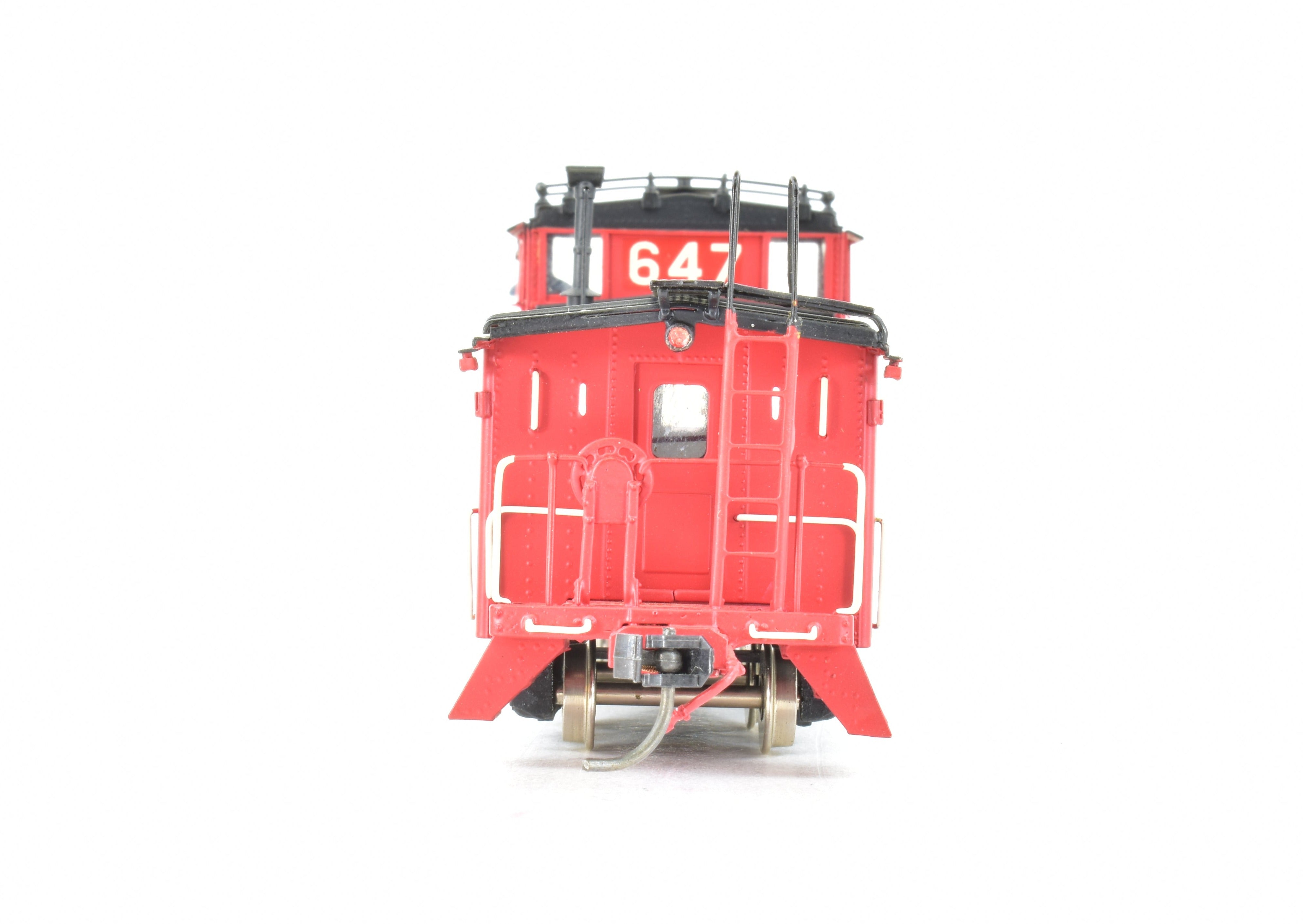 HO Scale Brass Oriental Limited ATSF - Santa Fe Modern Style Peaked Roof Caboose with Factory Painting for Model Trains