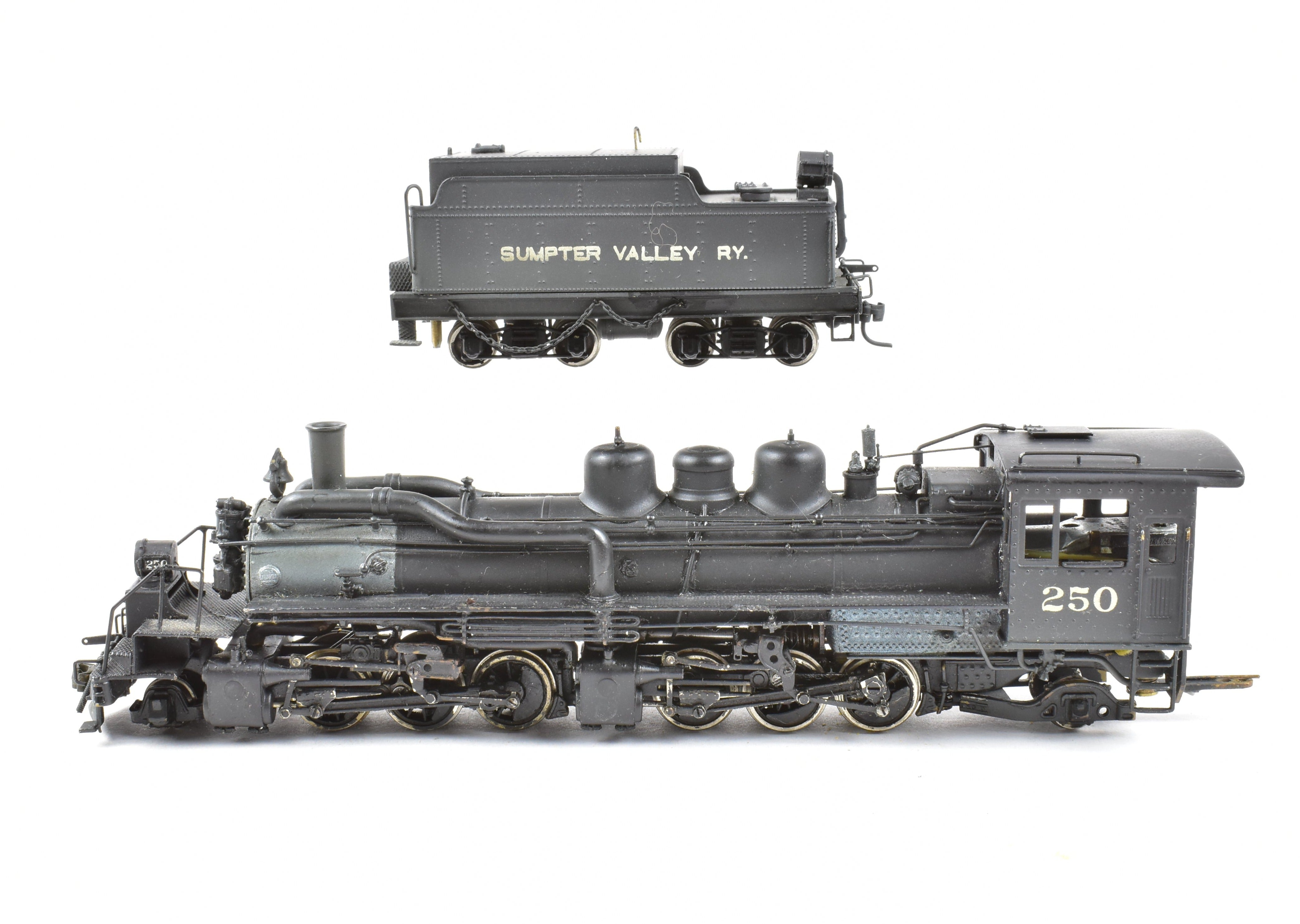 HOn3 Scale Brass Pacific Fast Mail (PFM) - United Sumpter Valley No 250 2-6-6-2 Mallet Steam Locomotive Model with Custom Painting
