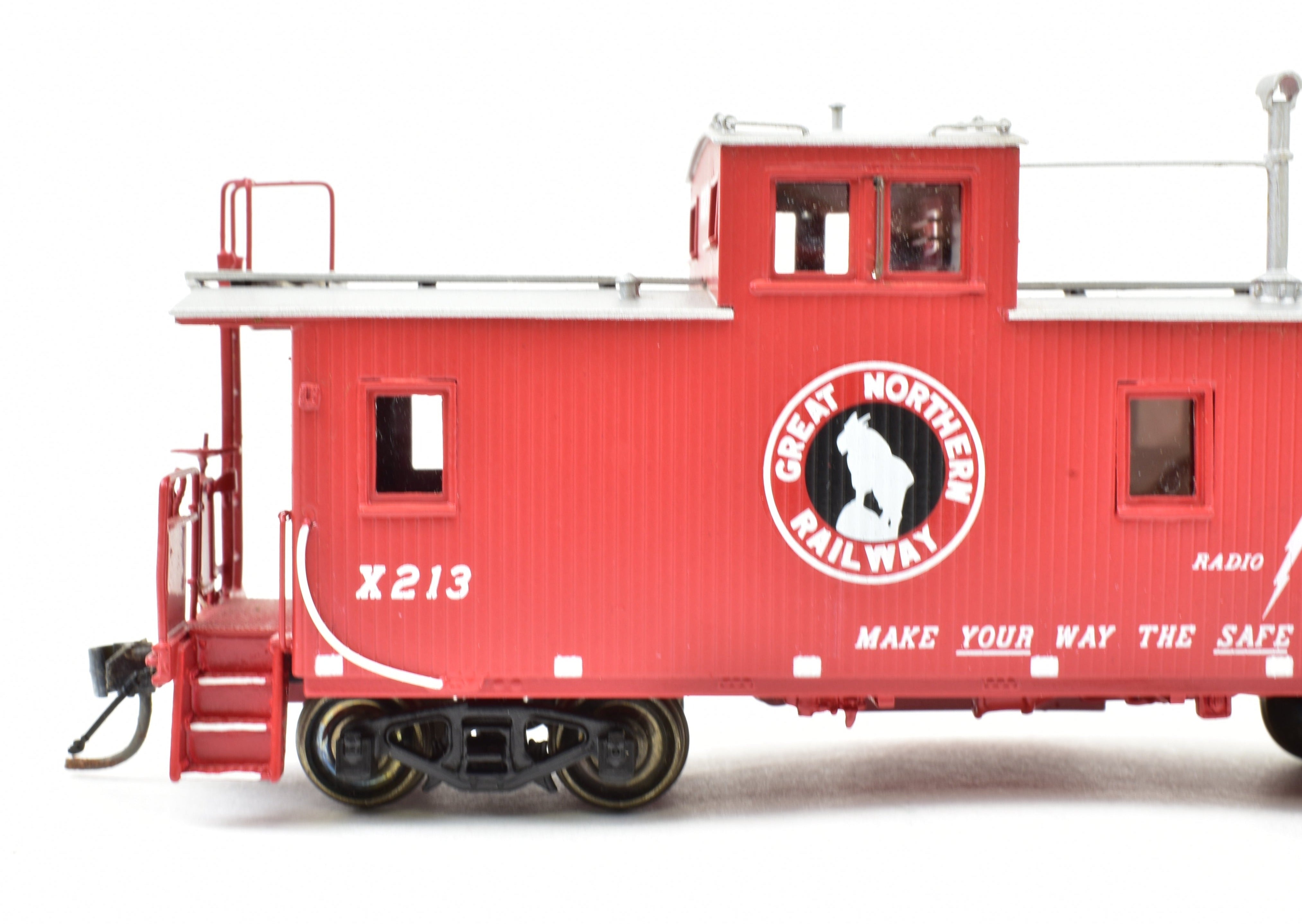 HO Brass OMI Overland Models' Great Northern 30' Factory - Painted Wood Caboose No. X - 213
