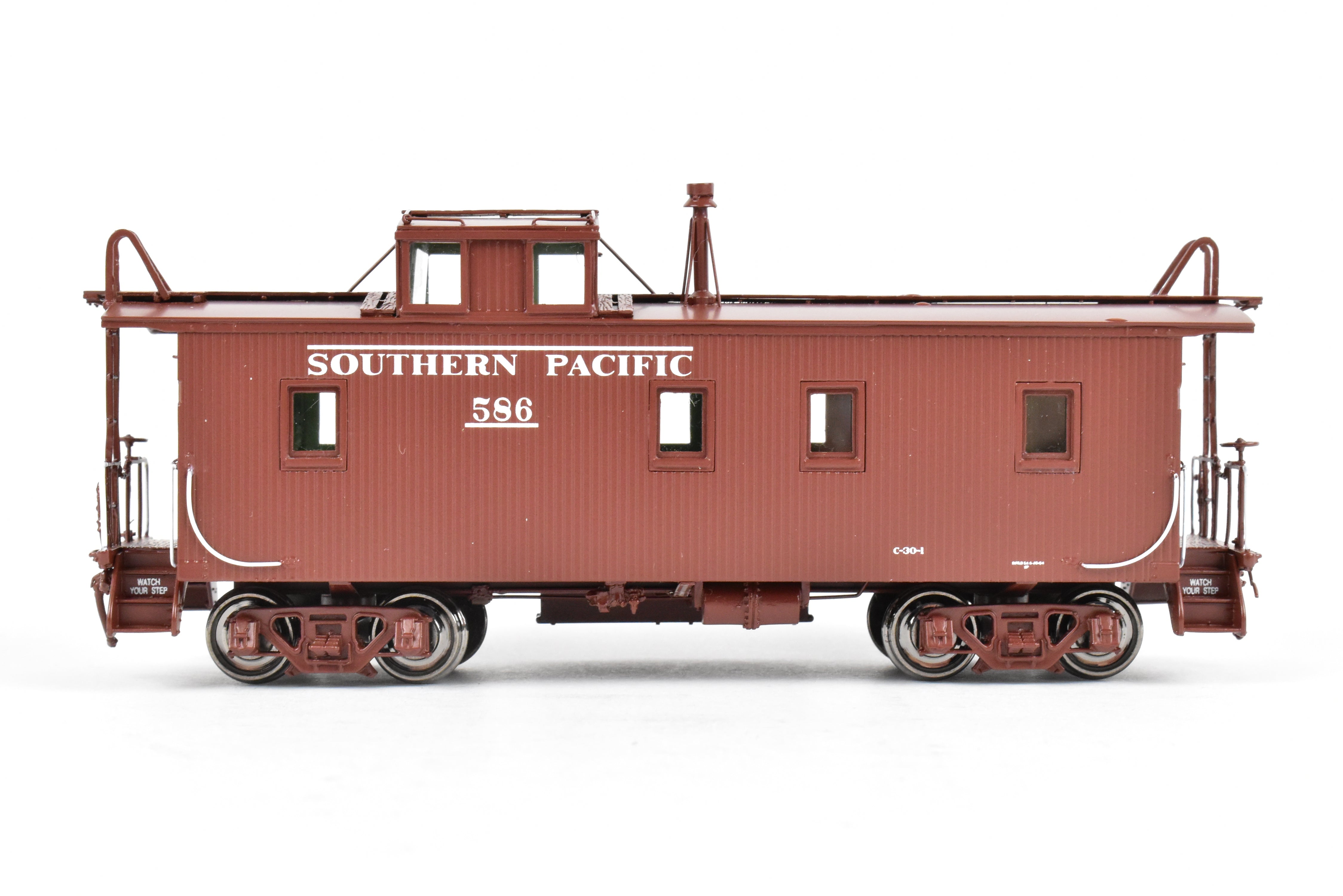HO Scale Brass Model Train - Southern Pacific Wood Side Caboose, Straight Side Cupola Class C - 30 - 1 FP No. 586 by Challenger Imports