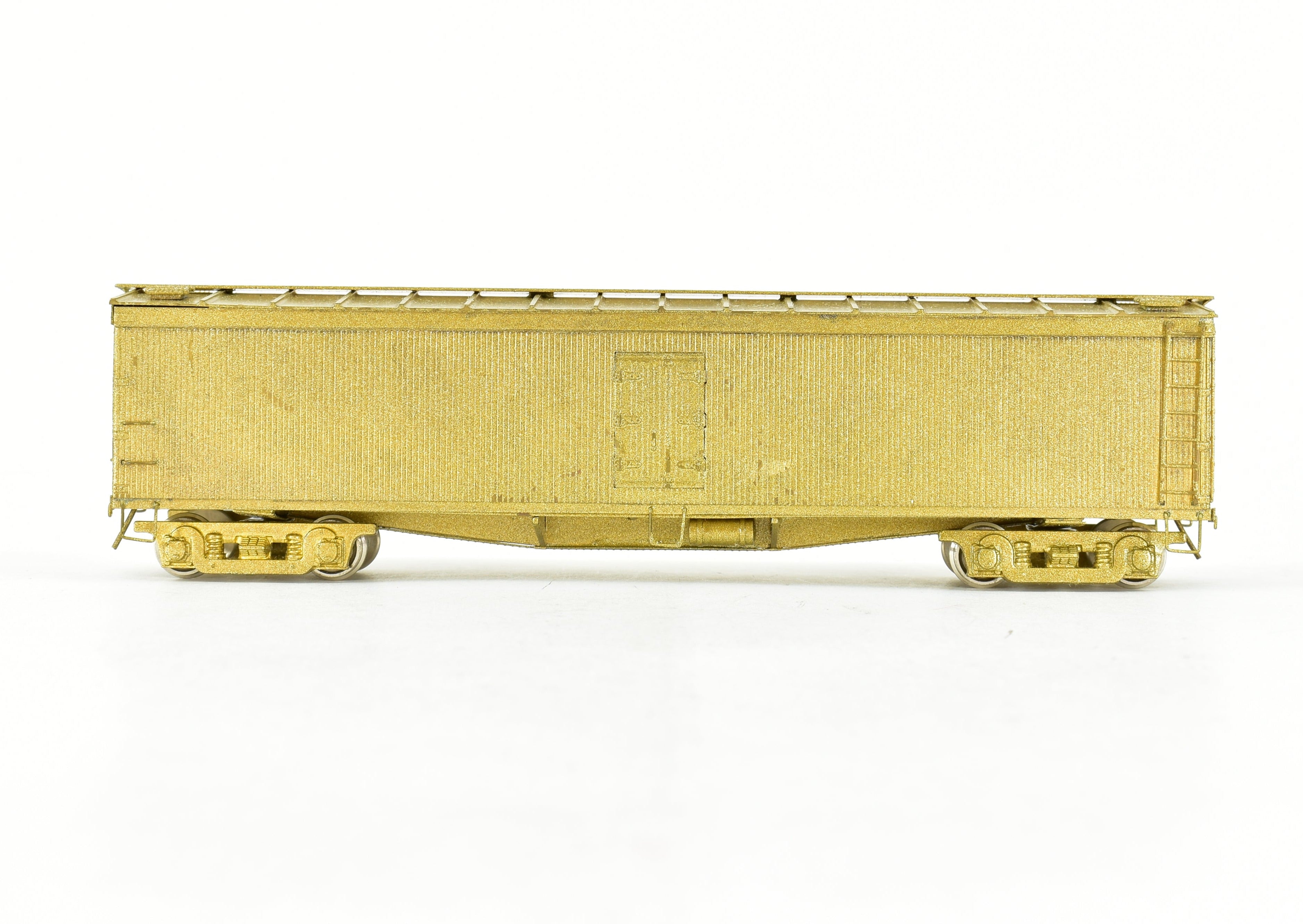 HO Brass Railway Express Agency 50' Wood Express Reefer Model by Trains Inc.