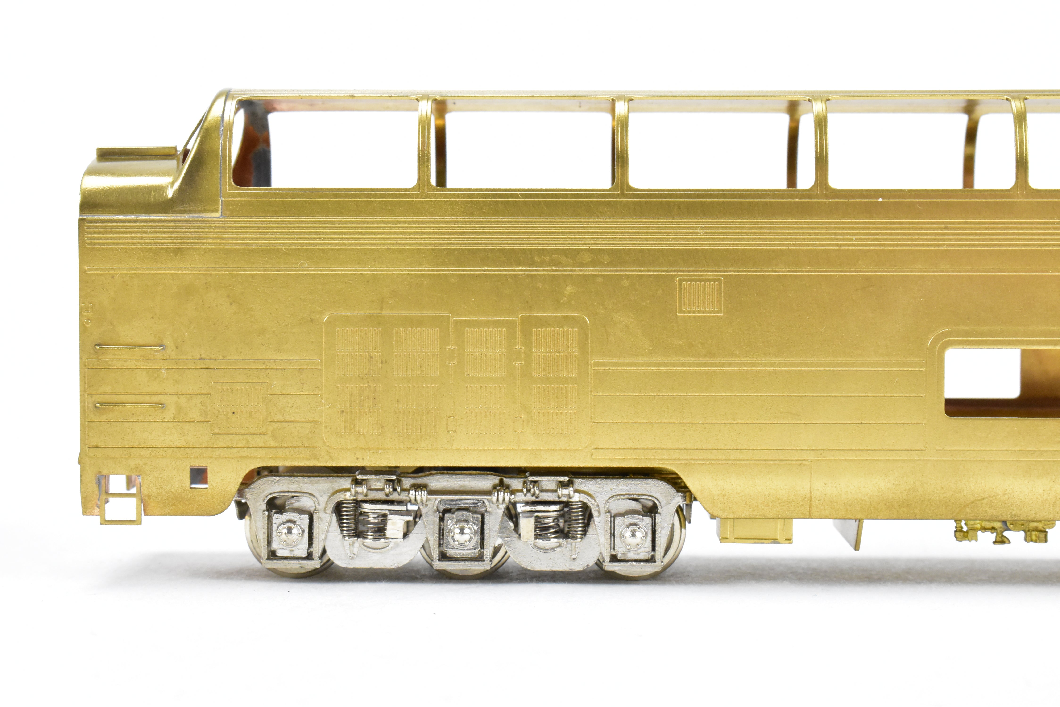 HO Scale Brass Model of Oriental Limited GN - Great Northern Empire 1390 Budd Super Dome Lounge Train Car