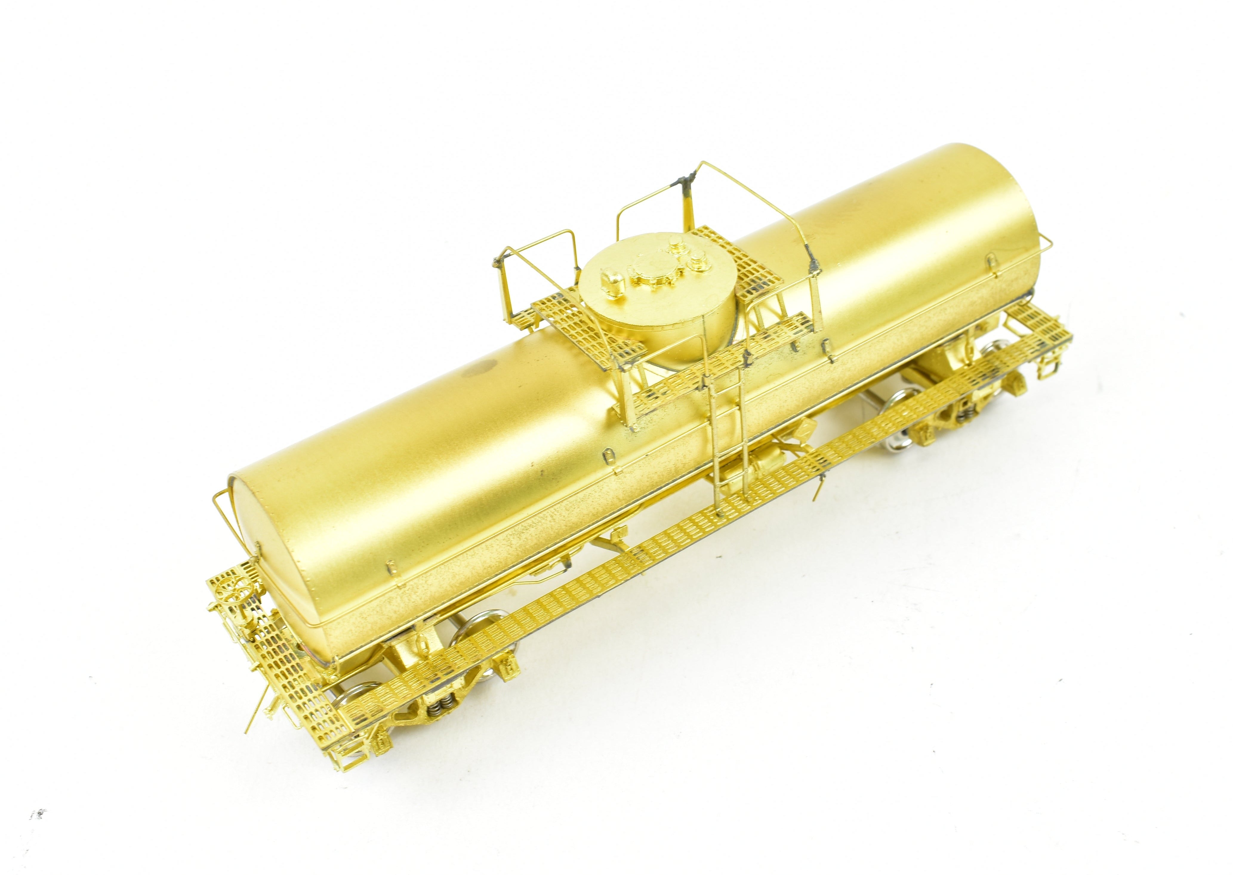 1992 HO Brass OMI 8,000 Gallon Insulated Single Dome Tank Car by Overland