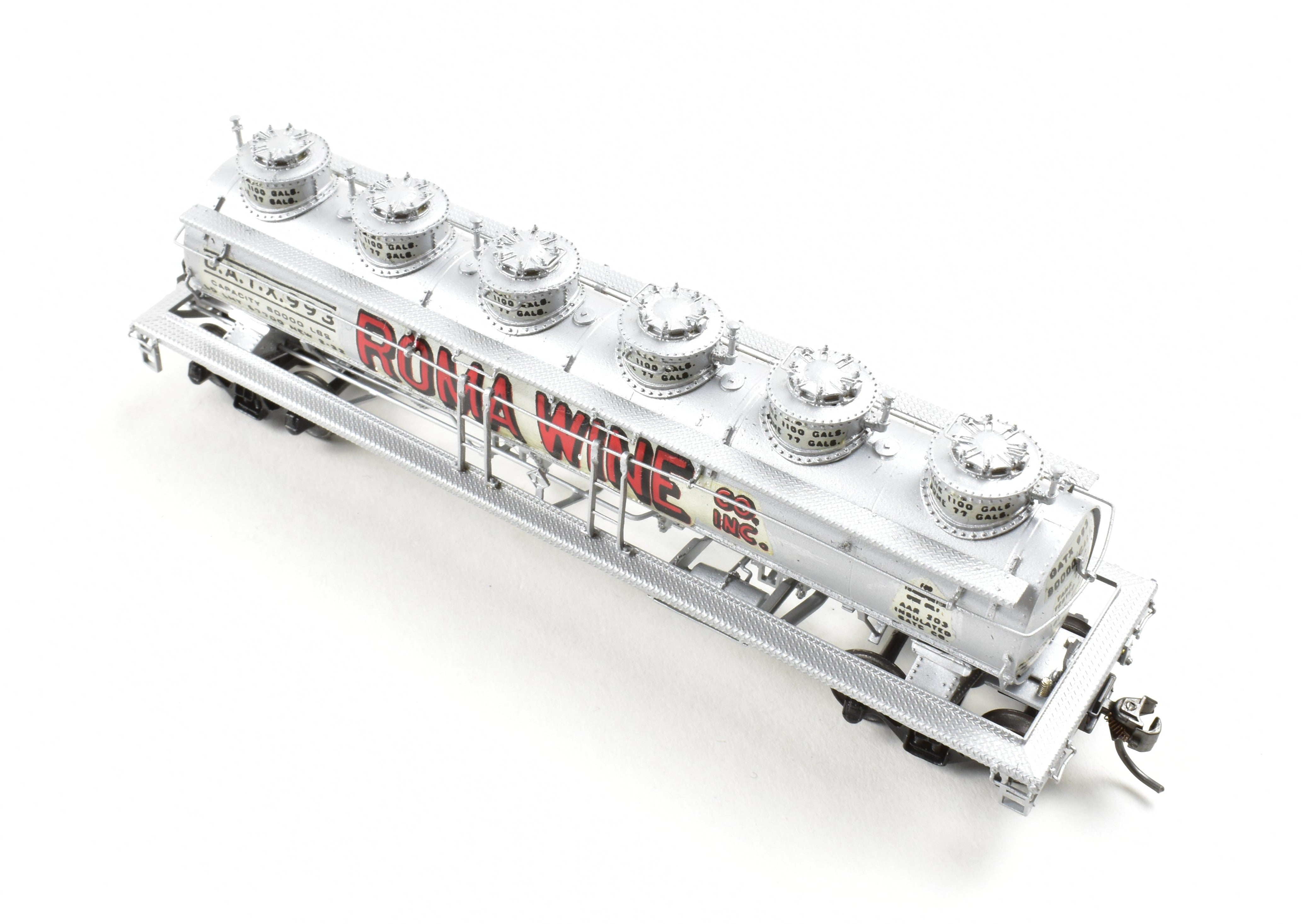 High - Quality HO Scale Brass Precision Scale Co. Unadorned G.A.T.X. 6 Dome - Wine Tank Car Professionally Custom Painted for Roma Wine Model Train
