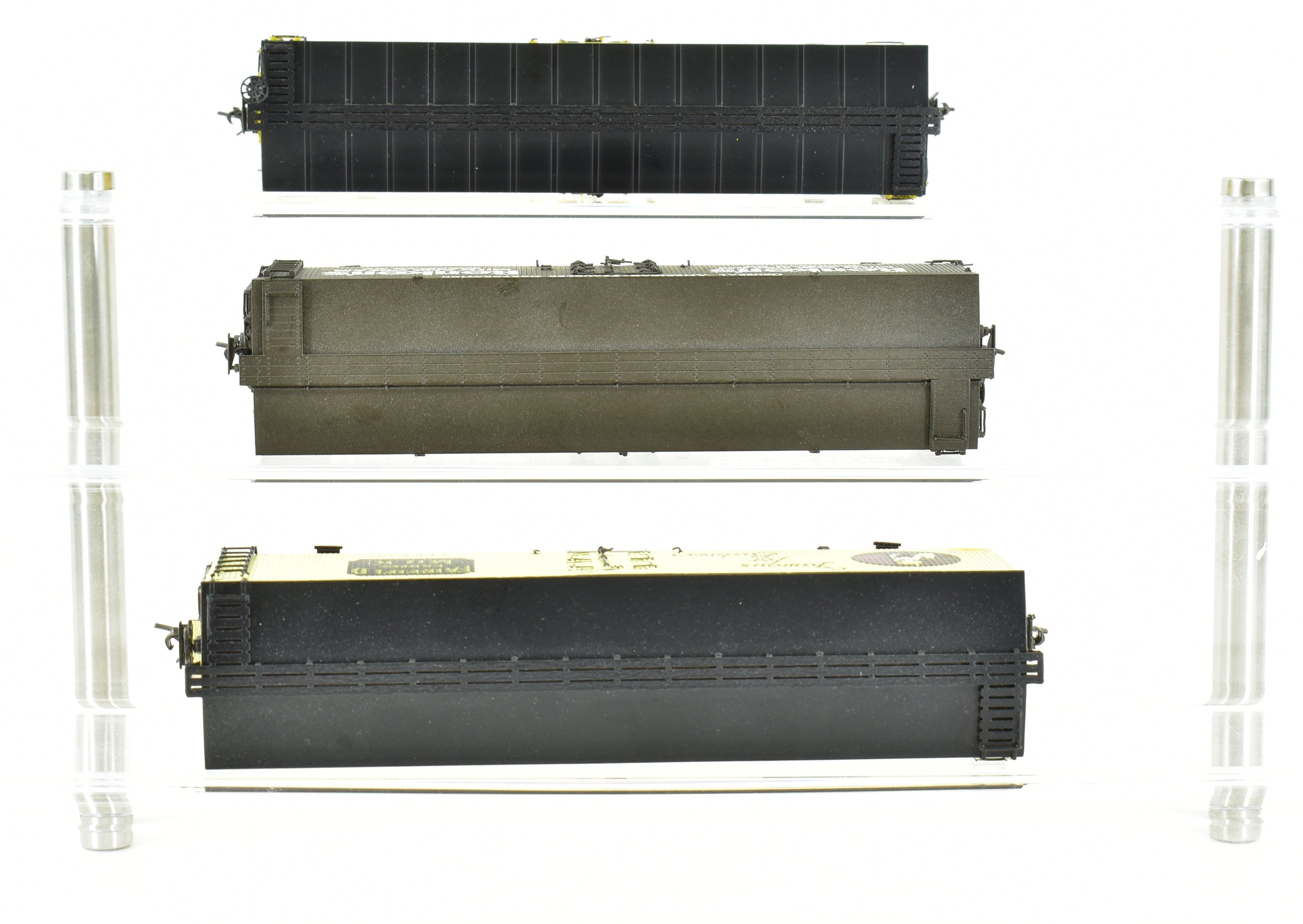 1990s Precision Scale Co. 41' Pfaudler Wood Sheath Milk Tank Cars Set of Three in Good Condition
