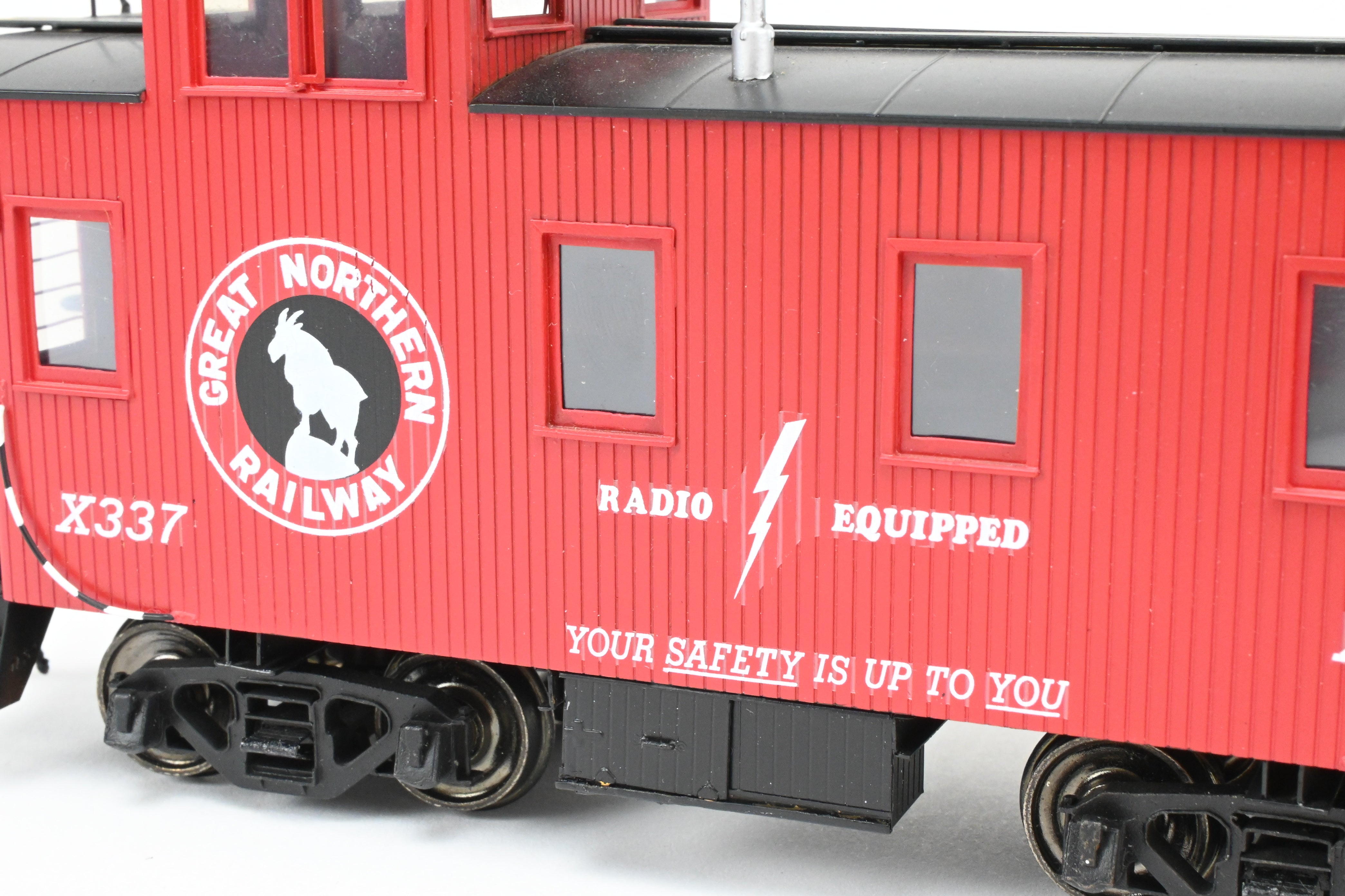 Collectible Great Northern Wood Caboose FP #X337 Collectors Edition Model by Beaver Creek Model Co. in Brass
