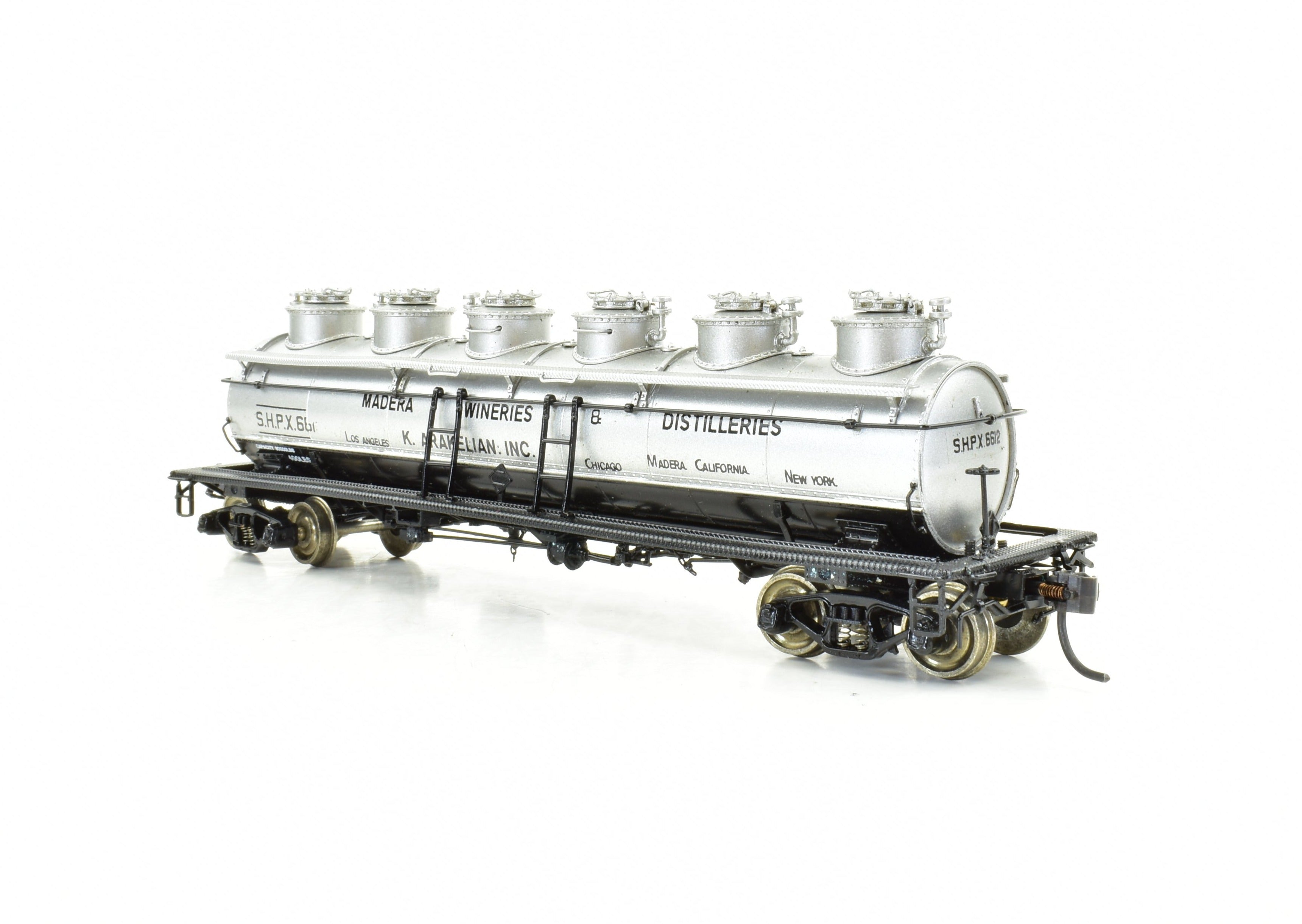 1992 HO Brass Precision Scale Co. G.A.T.X. Madera Wineries 6 Dome-Wine Tank Car