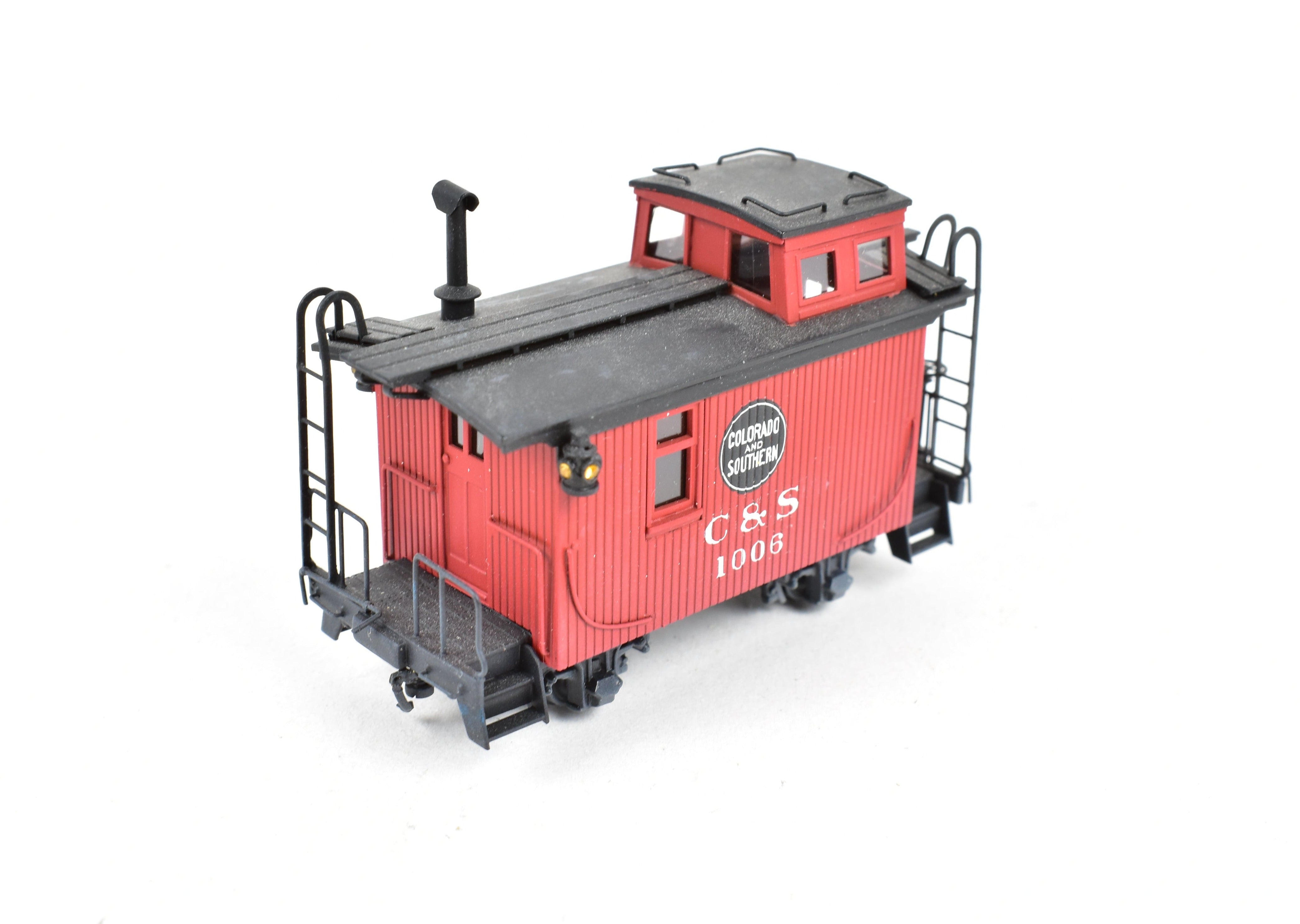 HOn3 Scale Brass Pacific Fast Mail (PFM) - United C&S - Colorado & Southern 2-Axle Custom - Painted Caboose Model #1006 for Railway Enthusiasts