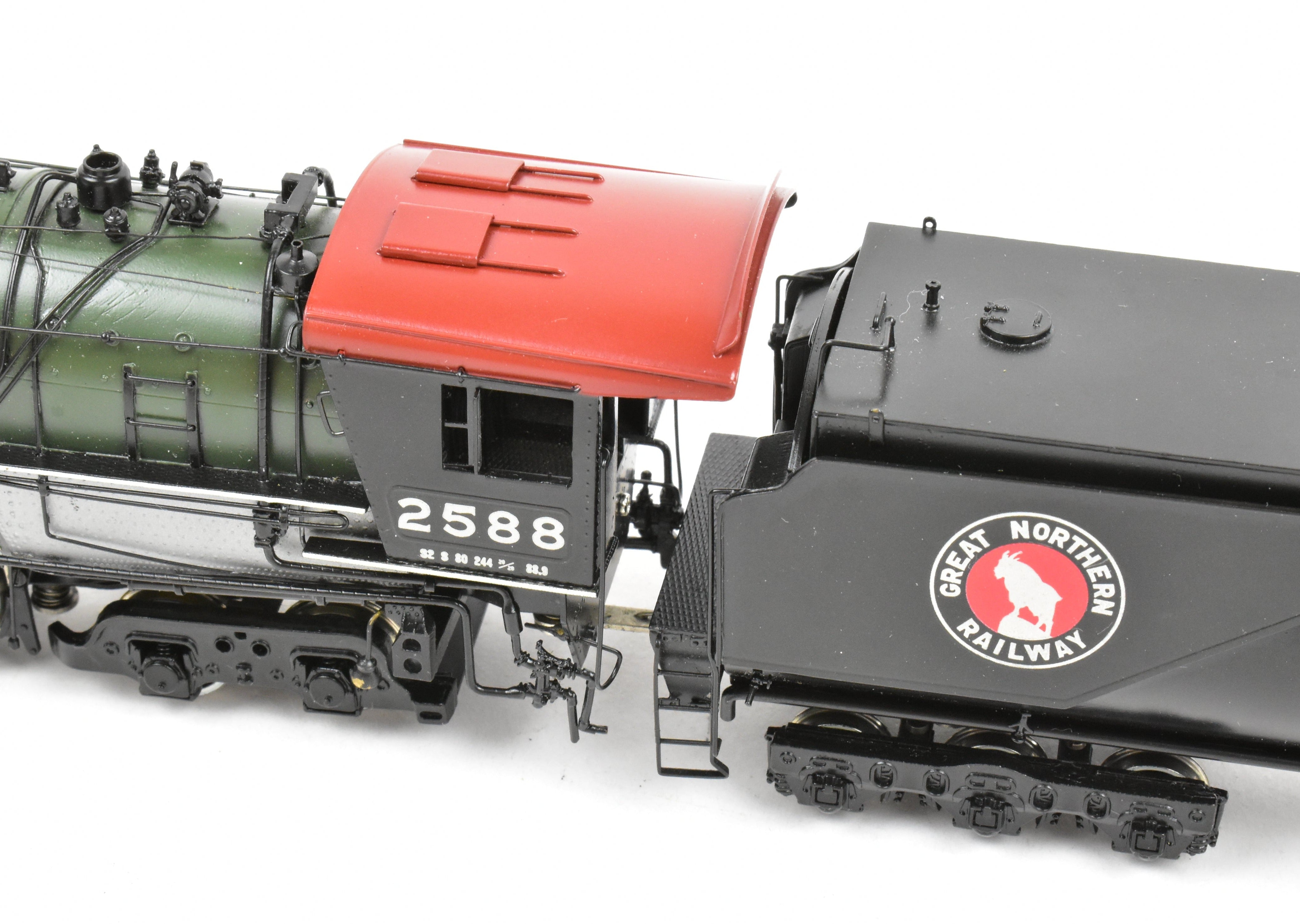 HO Brass GN Great Northern S-2 4-8-4 Professionally Painted by Hal Maynard