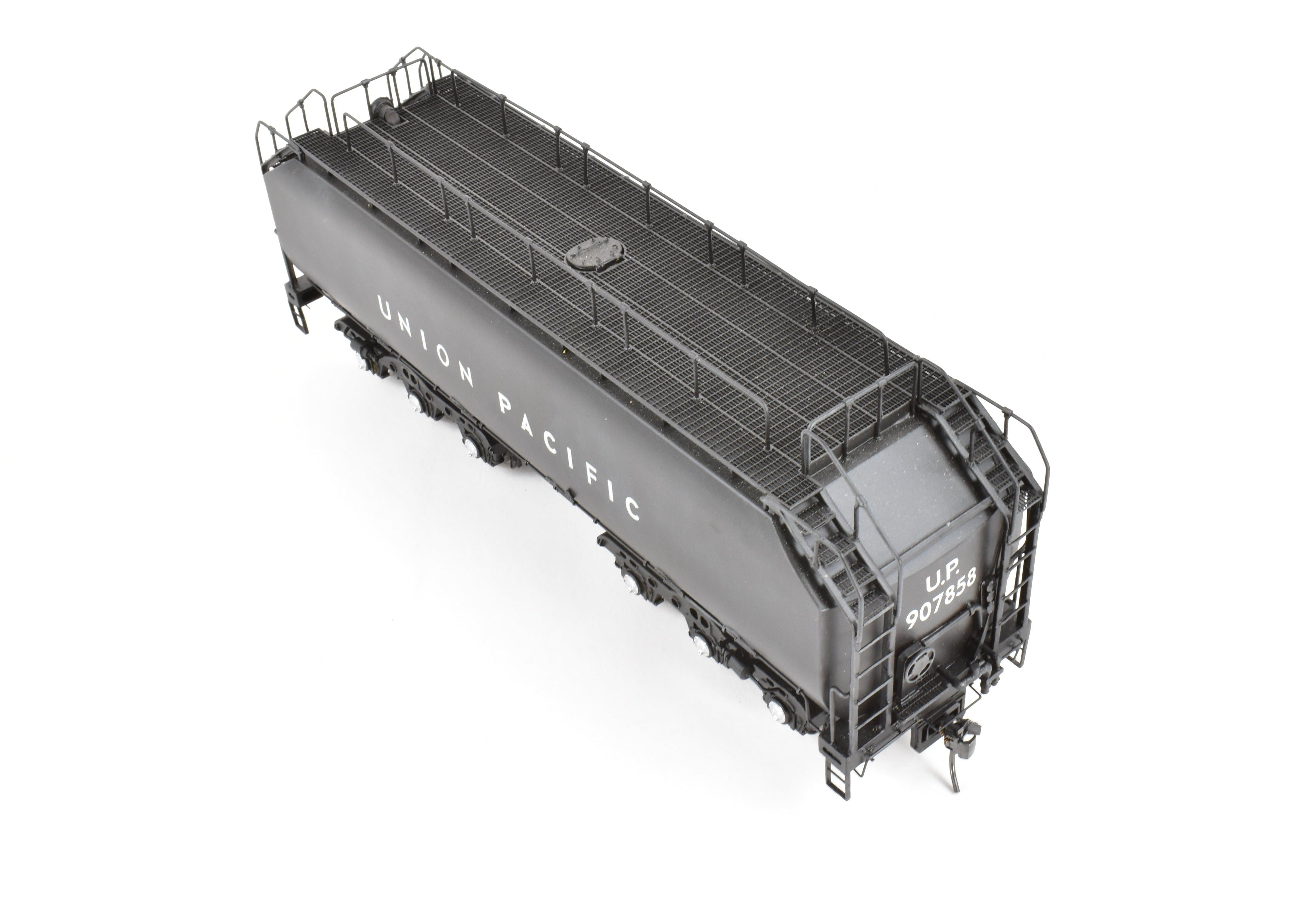 Brass Union Pacific Auxiliary Water Tender FP Black Sunset Model No. 907858