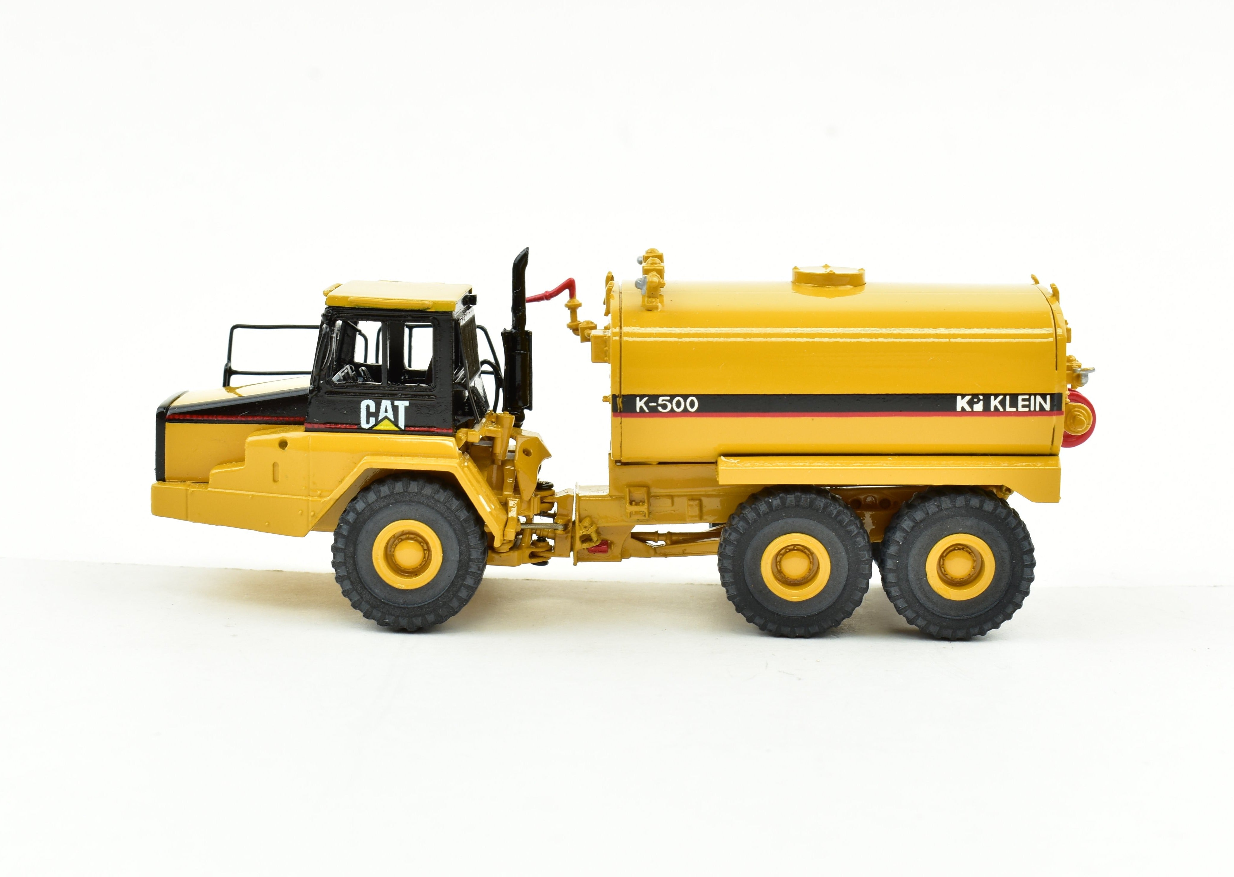 High - Quality HO Brass Construction Model - Zycon Models' Authorized Conversion of No. K500 Caterpillar D250E Series II Articulated Truck with Klein Water Tank