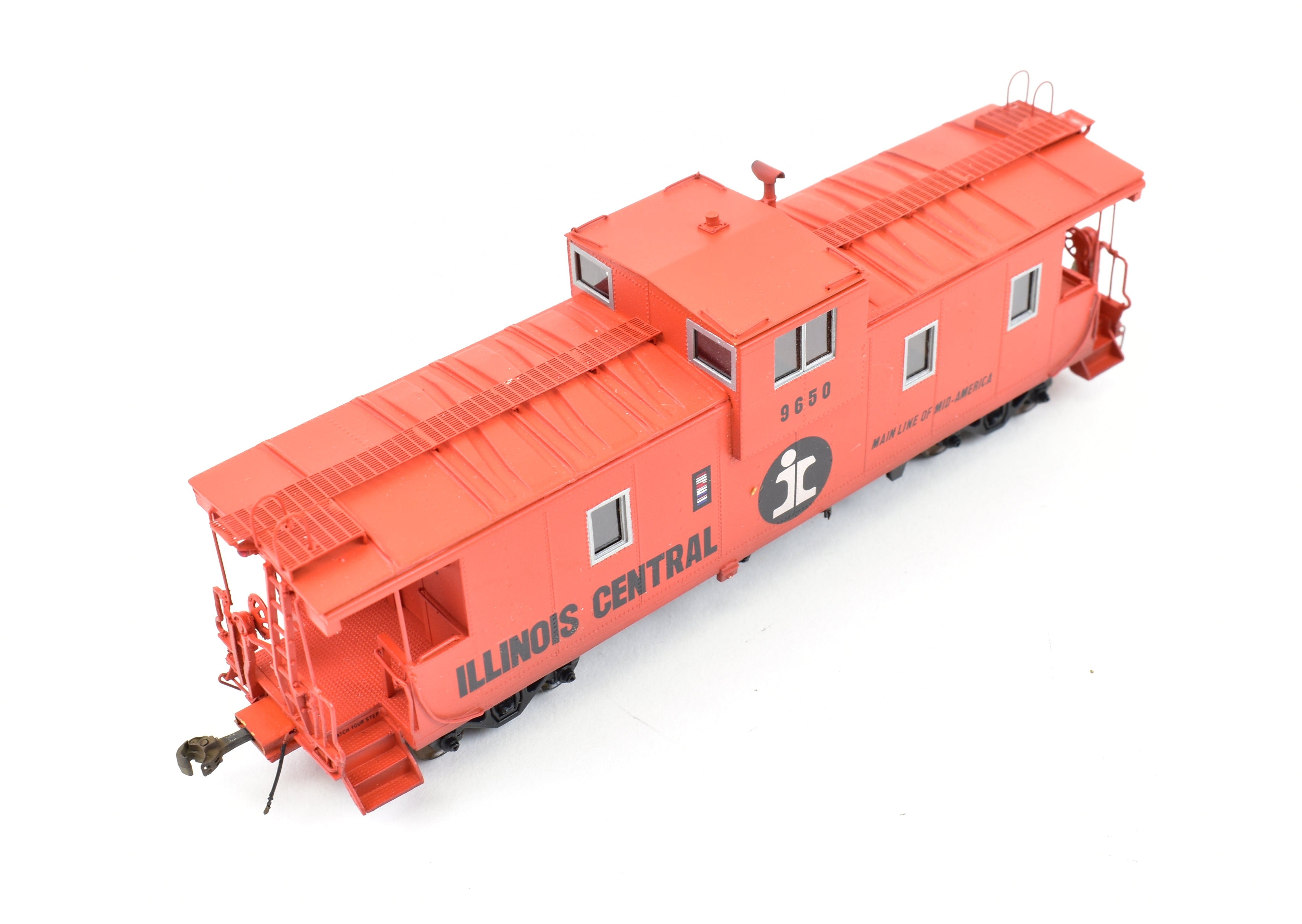 HO Scale Brass Model - Overland Models, Inc. Illinois Central Extended Vision Centrallia Shops Caboose Professionally Painted by OMI