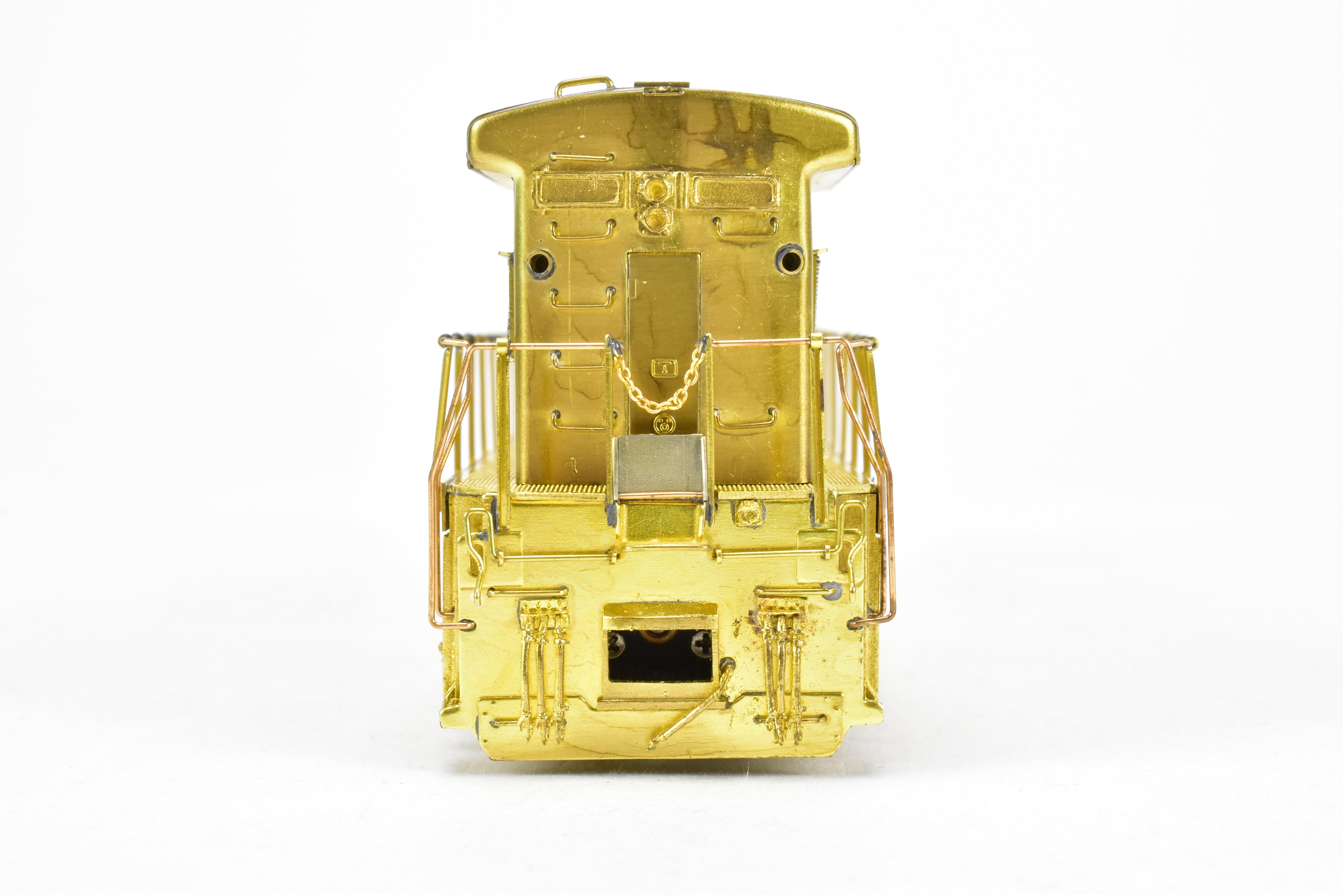HO Brass OMI GE C30 - 7 Four - Window Cab Locomotive by Overland Models for BN/ATSF