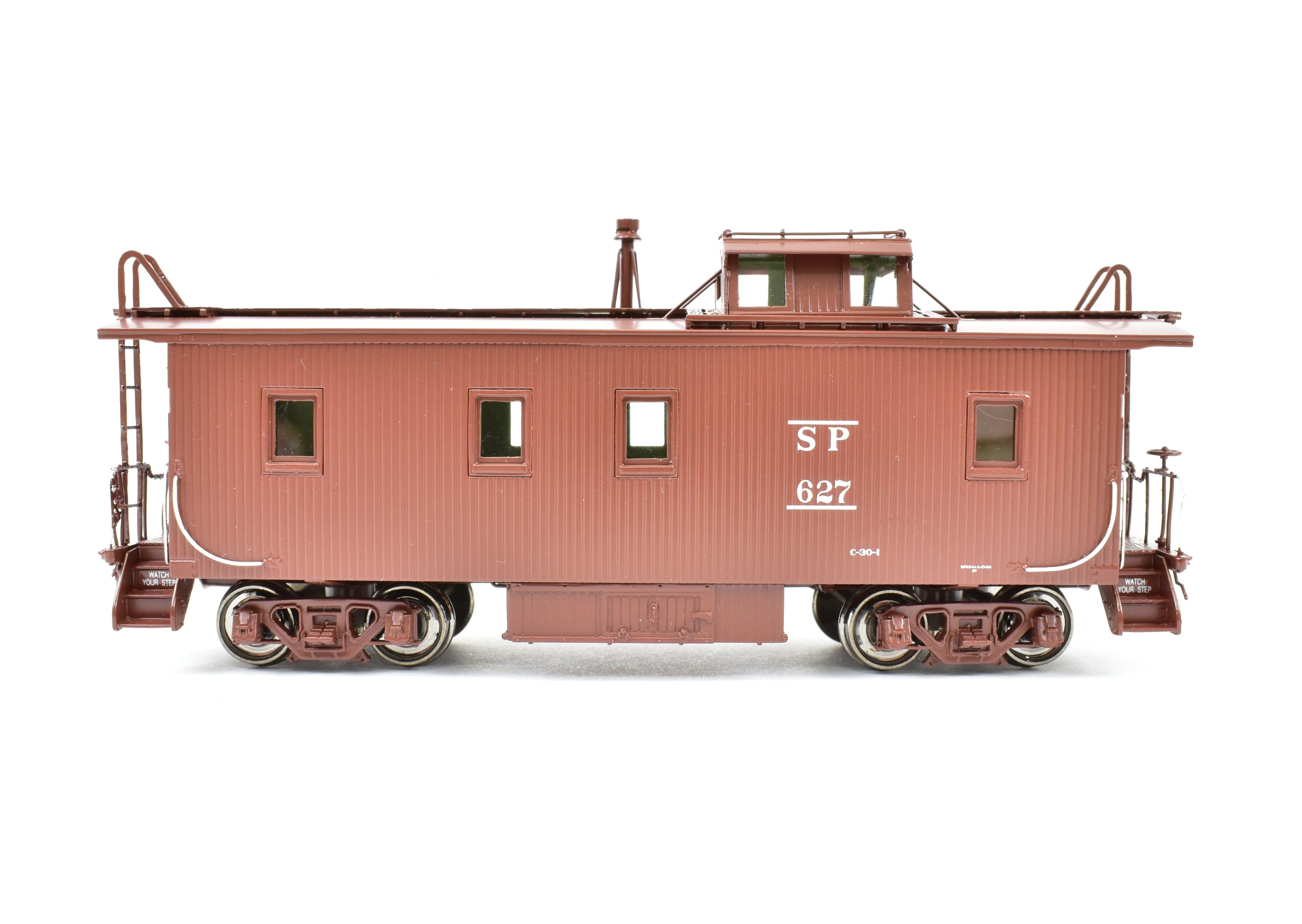 HO Scale Brass CIL - Challenger Imports SP - Southern Pacific Wood Side Caboose with Slant Side Cupola, Class C - 30 - 1, Freight Passenger No. 627 Model Train
