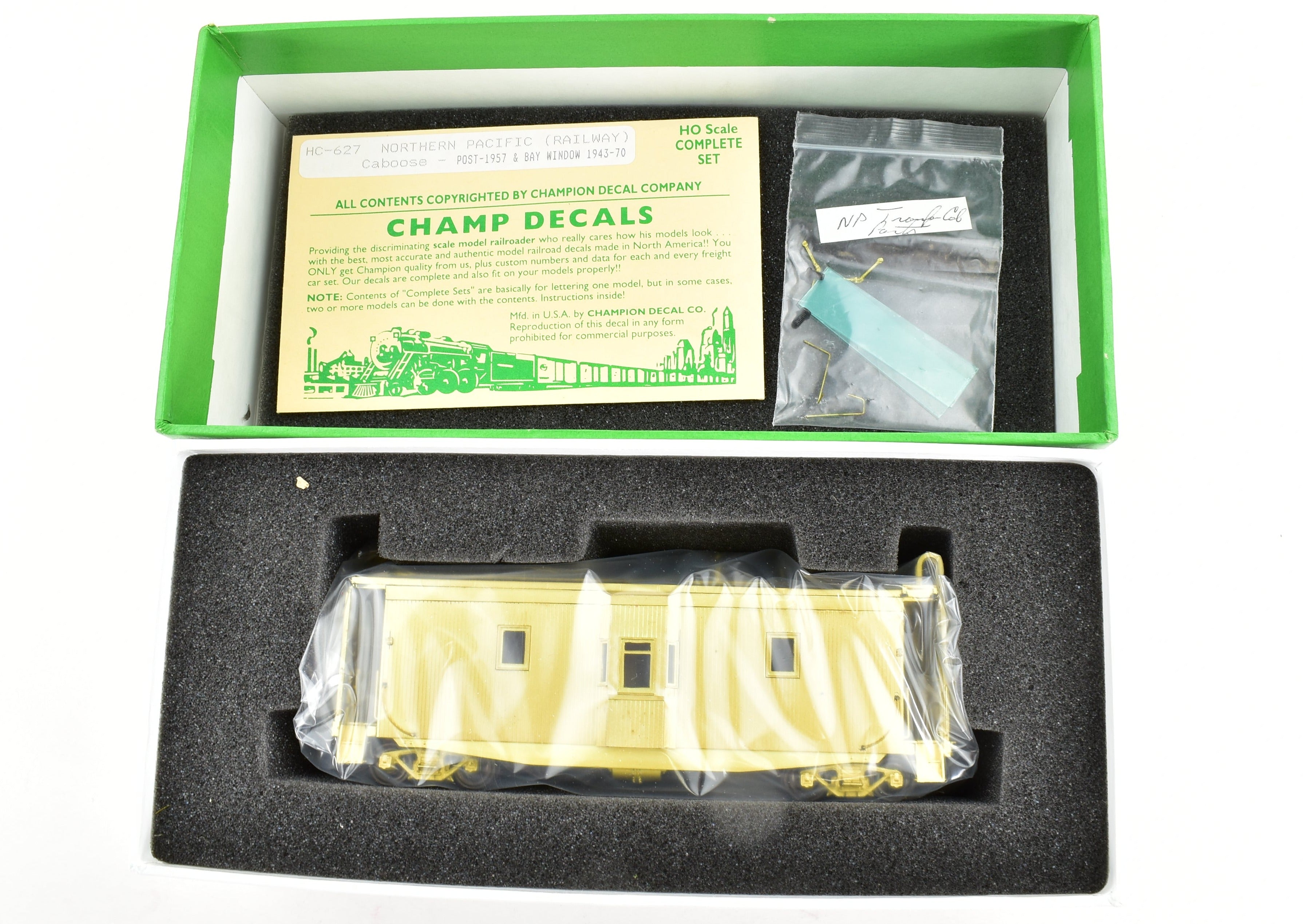 HO Scale Brass Northern Pacific Wood Bay Window Caboose by OMI Overland Models