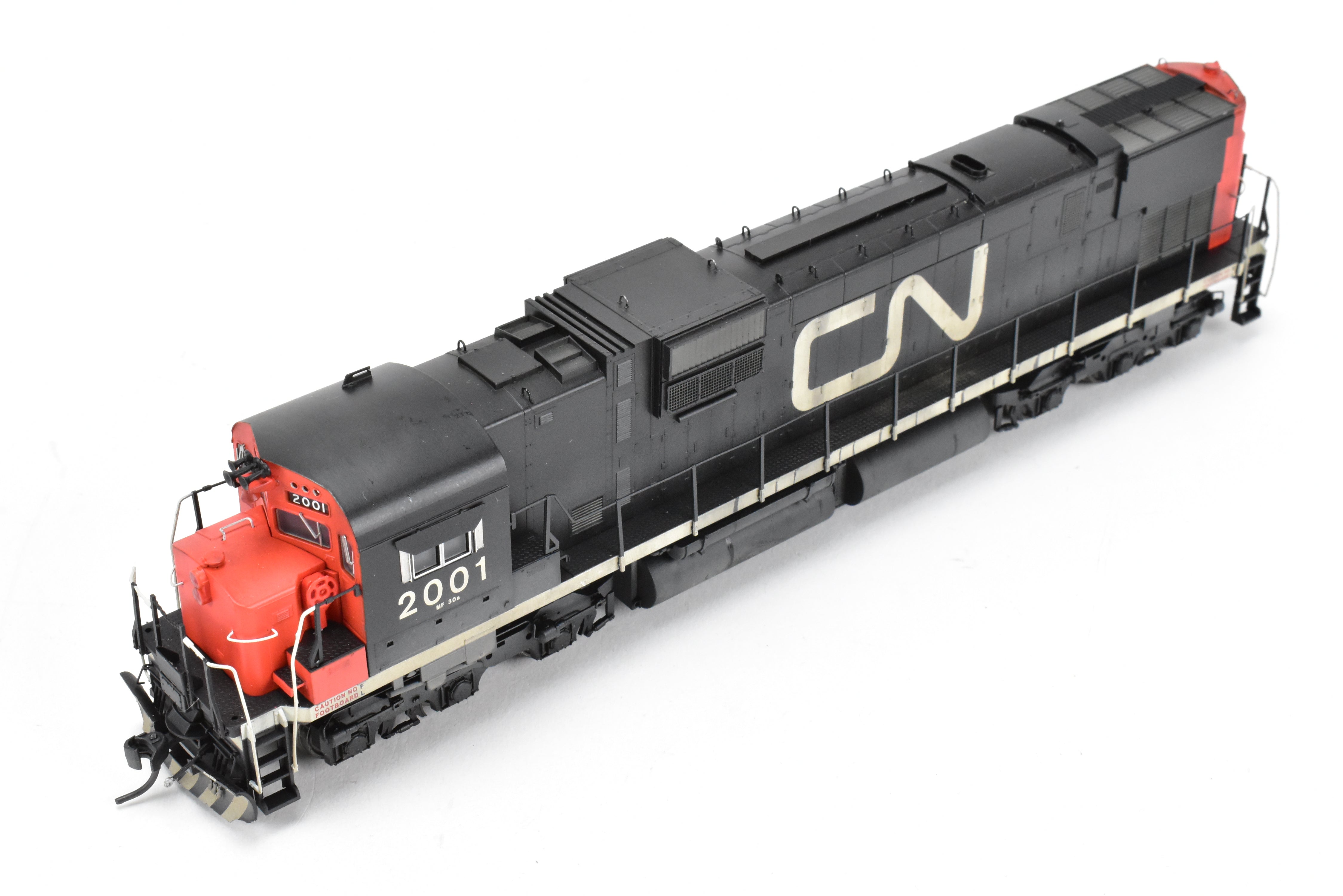 HO Scale Con Bowser Executive Line Canadian National Railway Alco C630M Model Train with ESU DCC and Sound Function, Featuring Road Number 2001 and Professional Weathering