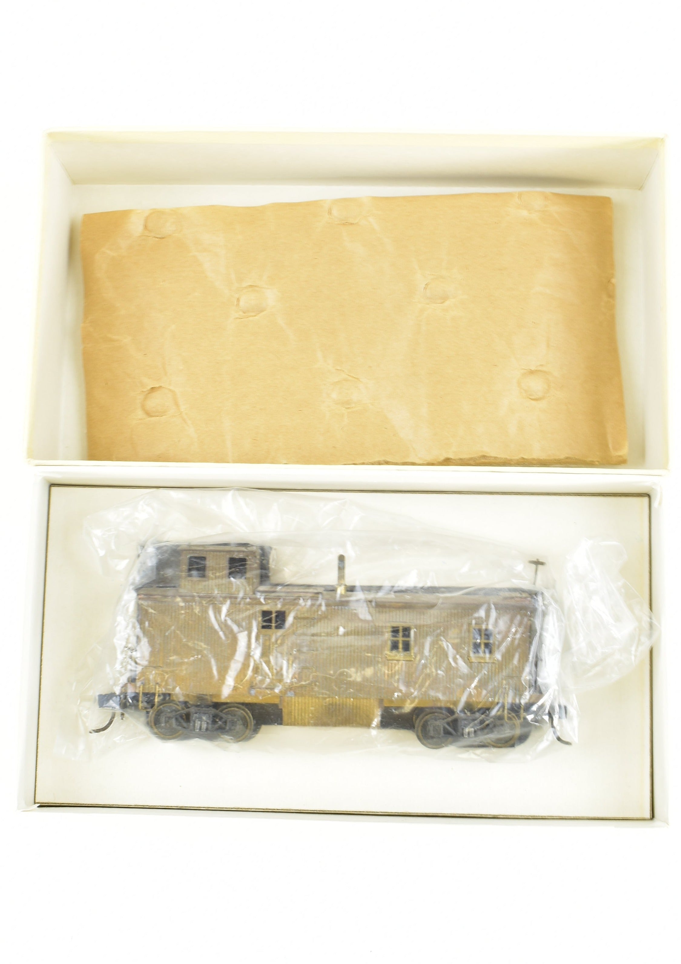 HO Scale Brass Model Trains by Trains, Inc. - ATSF Santa Fe Wood Blind End Caboose in AS-IS Condition