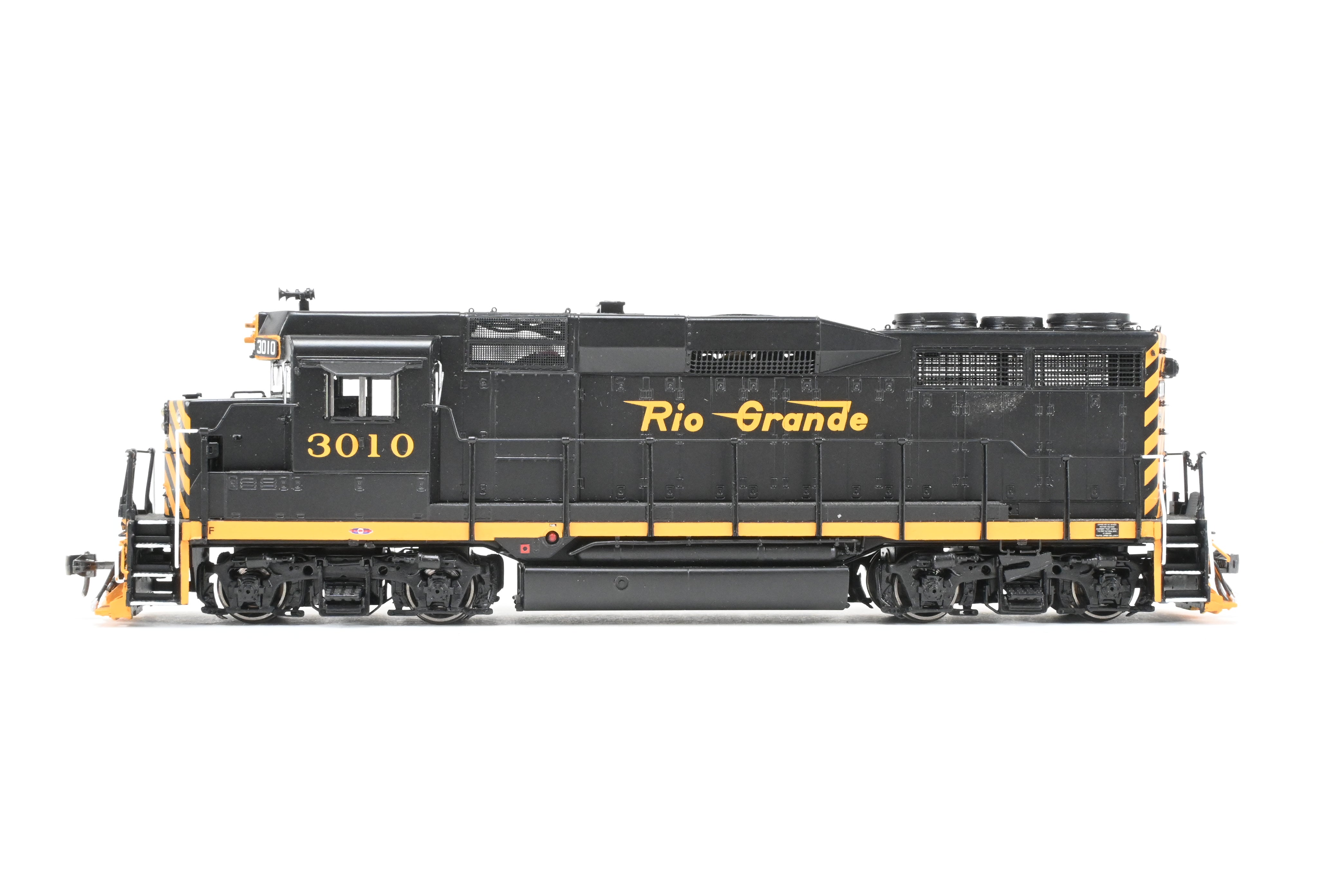 HO Scale Brass D&RGW EMD GP30 FP #3010 Black/Orange Model by Overland with DCC