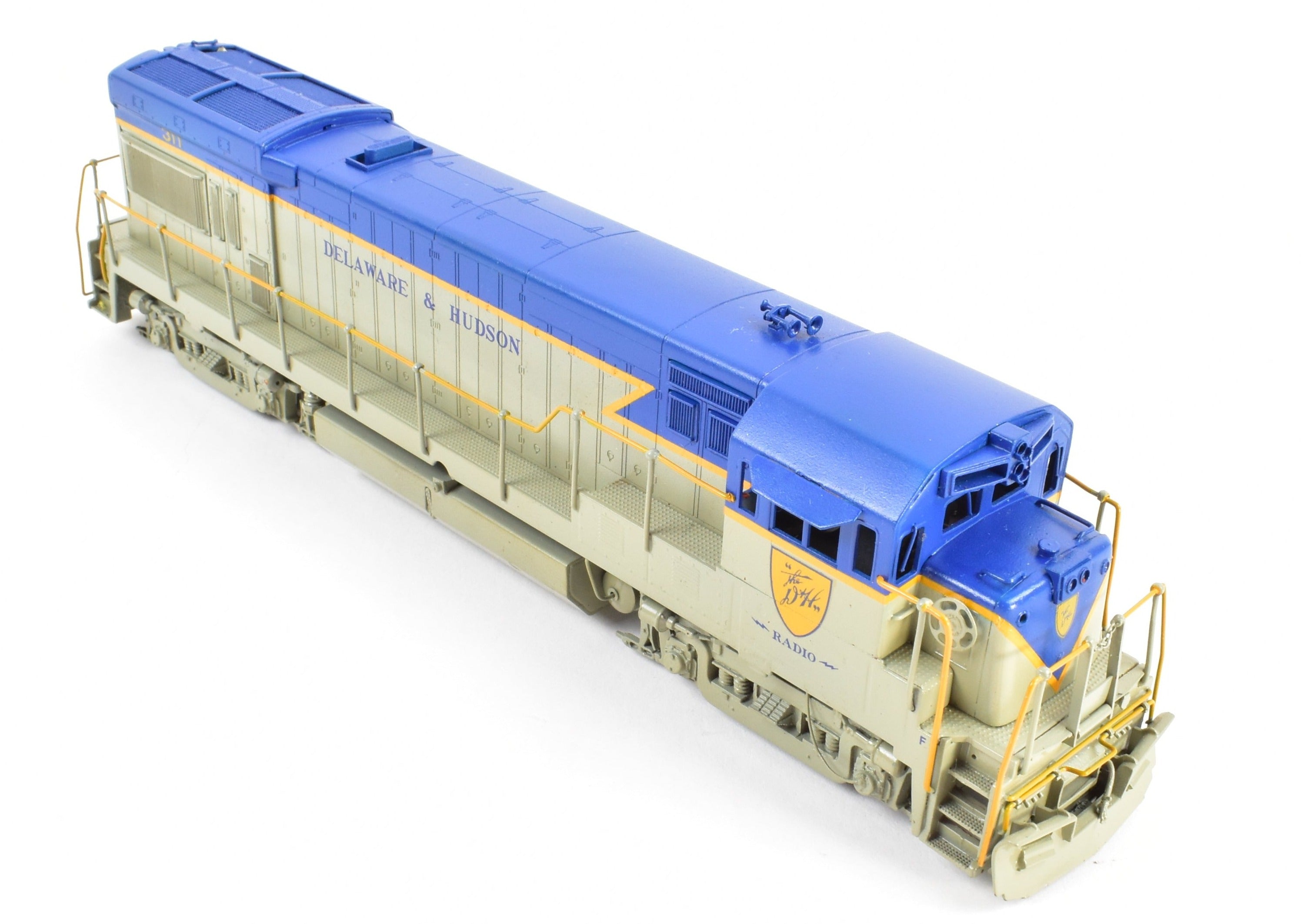Custom Painted HO Brass Delaware & Hudson GE U-30B 3000 HP Road Switcher No. 311