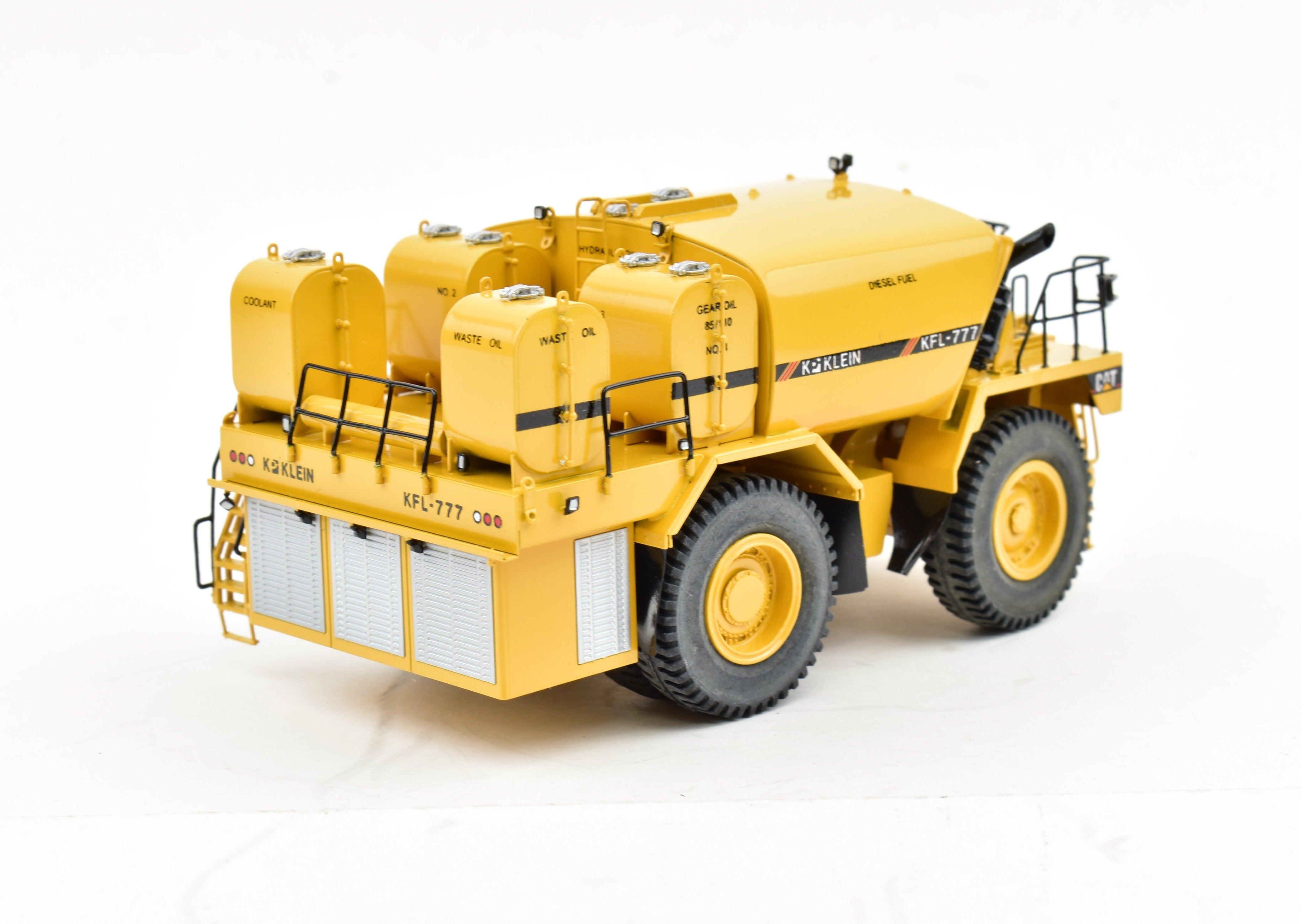 High - Quality HO Brass Construction Model - CON CCM Models No. 30020 Caterpillar KFL - 777D with Klein Fuel and Lubrication Body