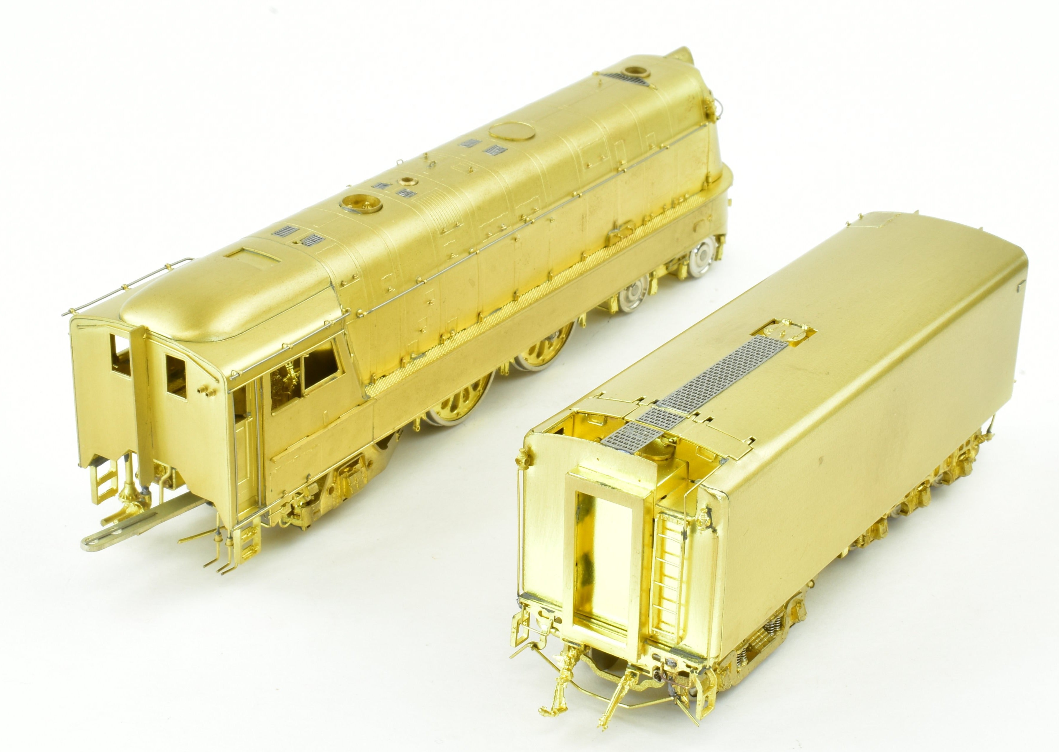 HO Scale Brass Model Train by Overland Models, Inc. - Streamlined Atlantic 4-4-2 Locomotive of Milwaukee Road (MILW) with Modernized 'Hiawatha' Design