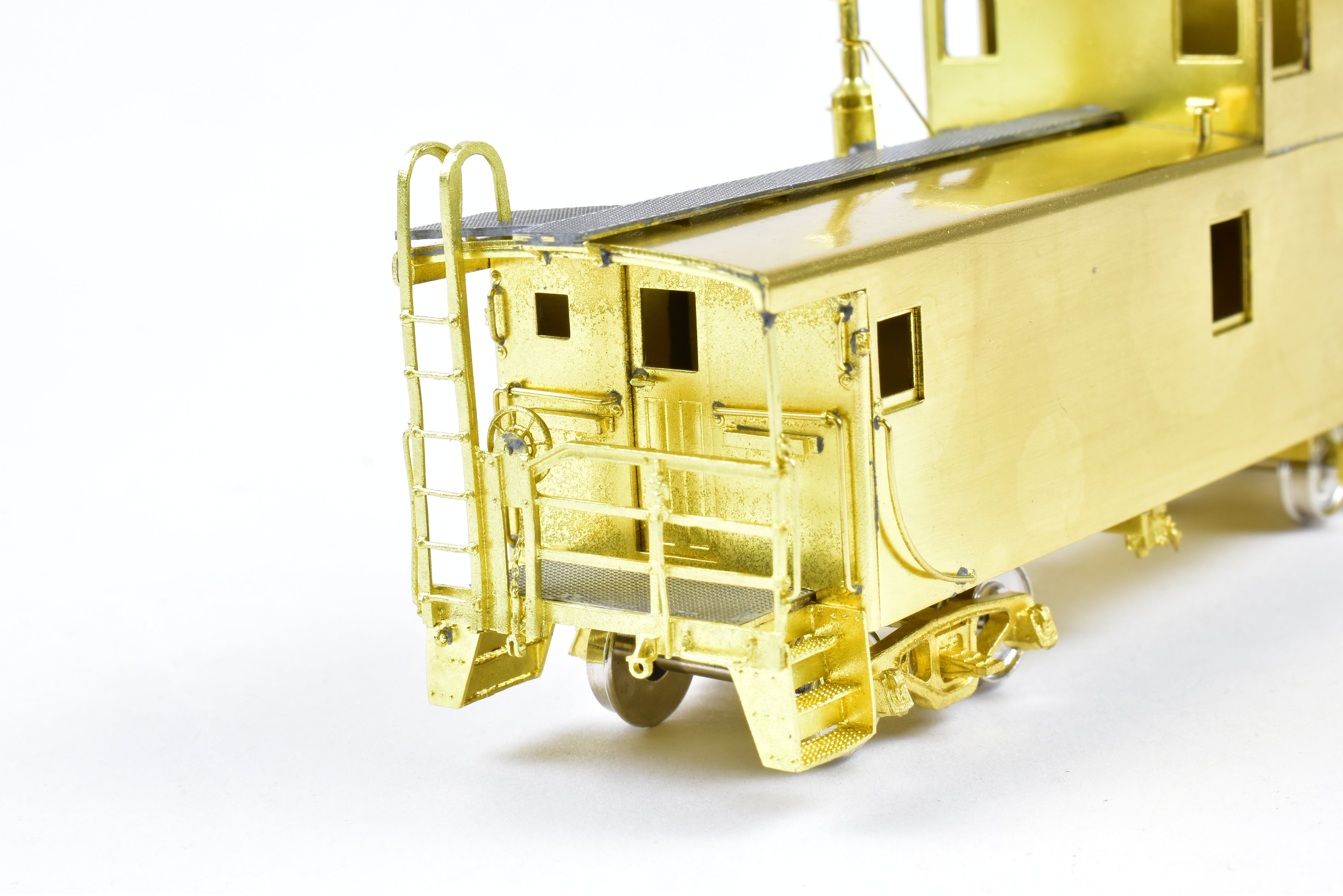 1981 HO Brass OMI Northern Pacific Steel Tall Cupola Caboose by Overland Models