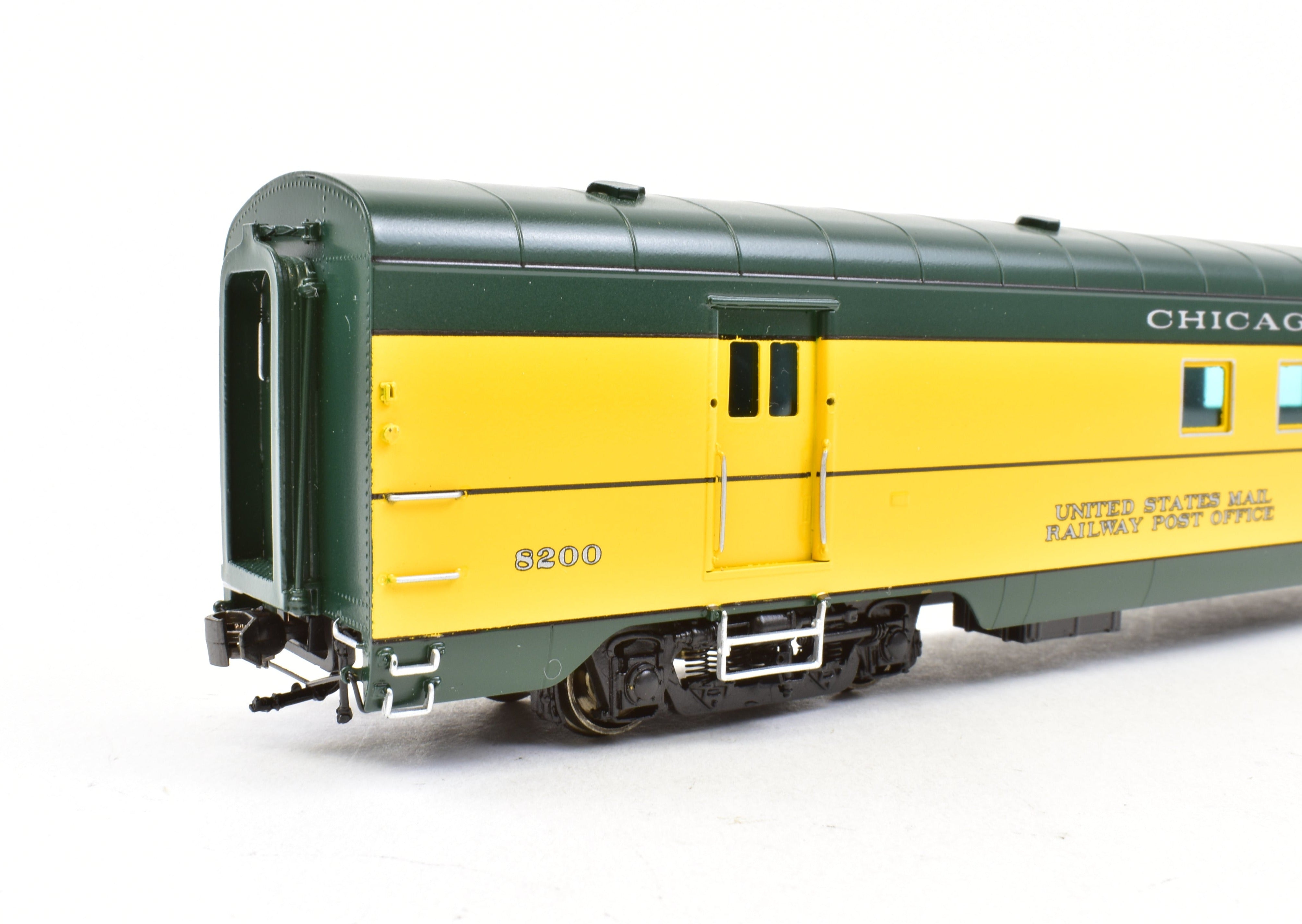 HO Brass C&NW Chicago and North Western 400 60' Mail RPO Baggage Car #8200