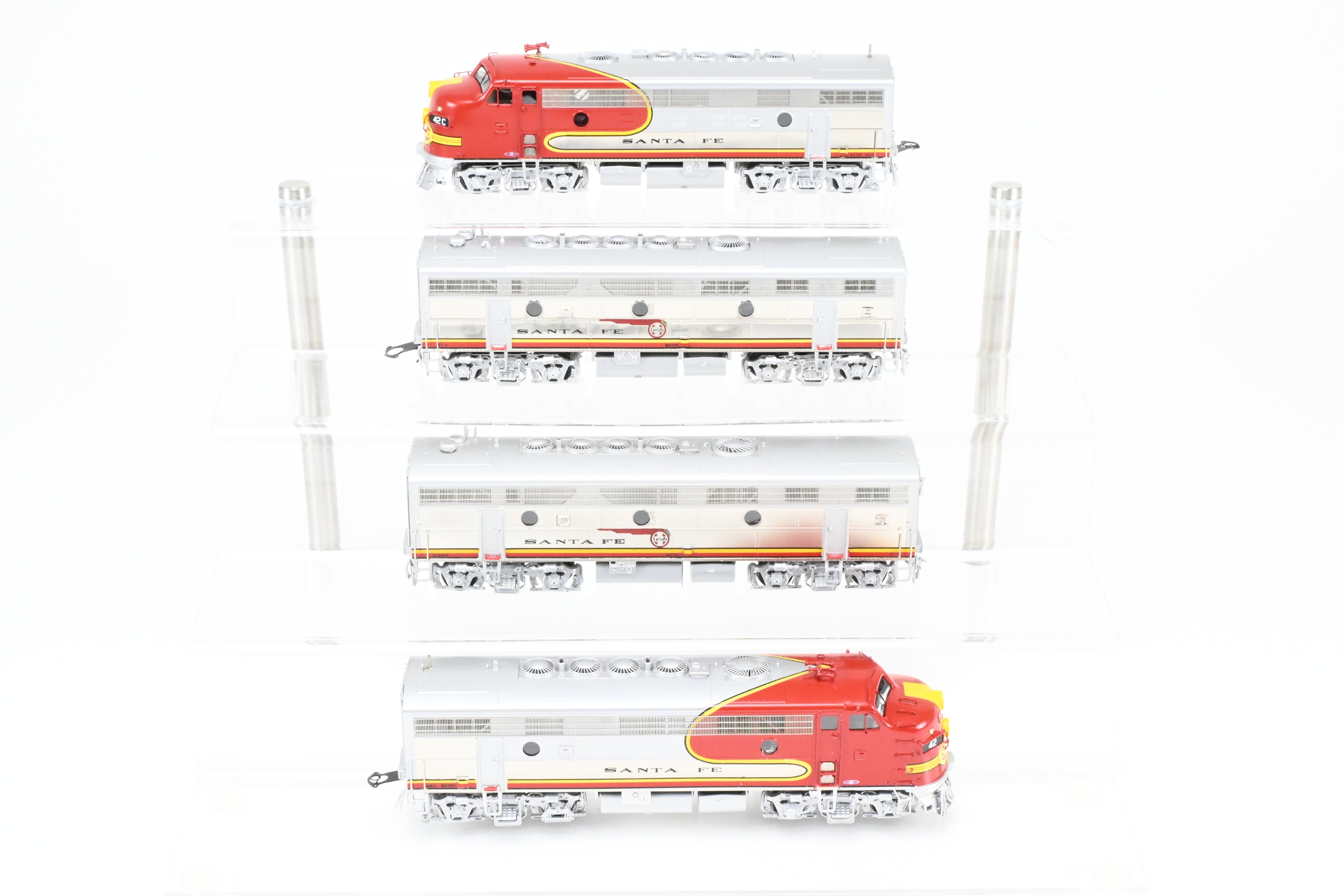 HO Scale Brass Model Train Set - Overland Models Inc. ATSF - Santa Fe EMD F7 A - B - B - A Set #1 (1950's Era FP) with Cars #42L, 42A, 42B, 42C