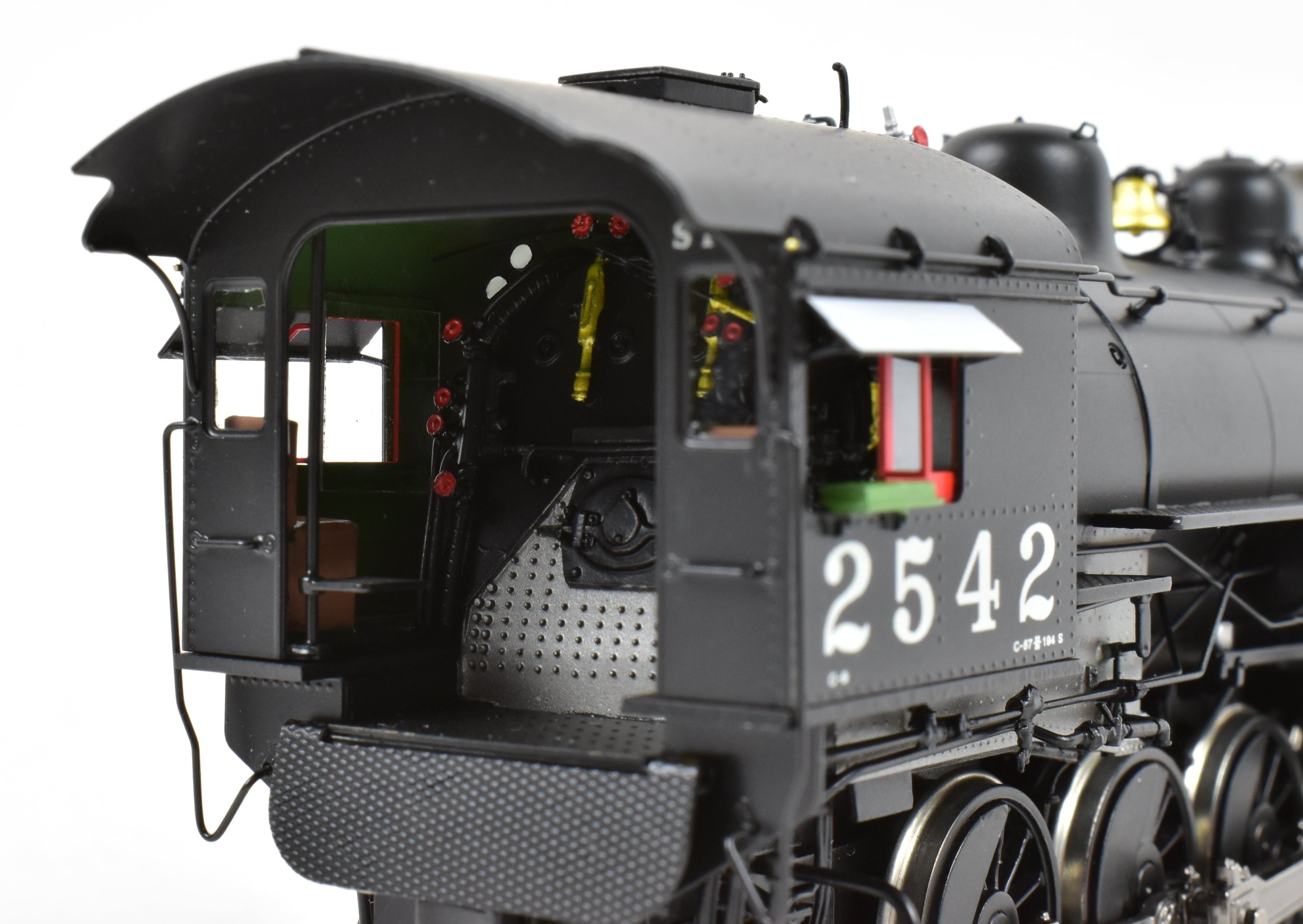 HO Scale Brass Steam Locomotive - Challenger Imports SP - Southern Pacific Class C - 9 2 - 8 - 0 Front Pilot Engine #2542