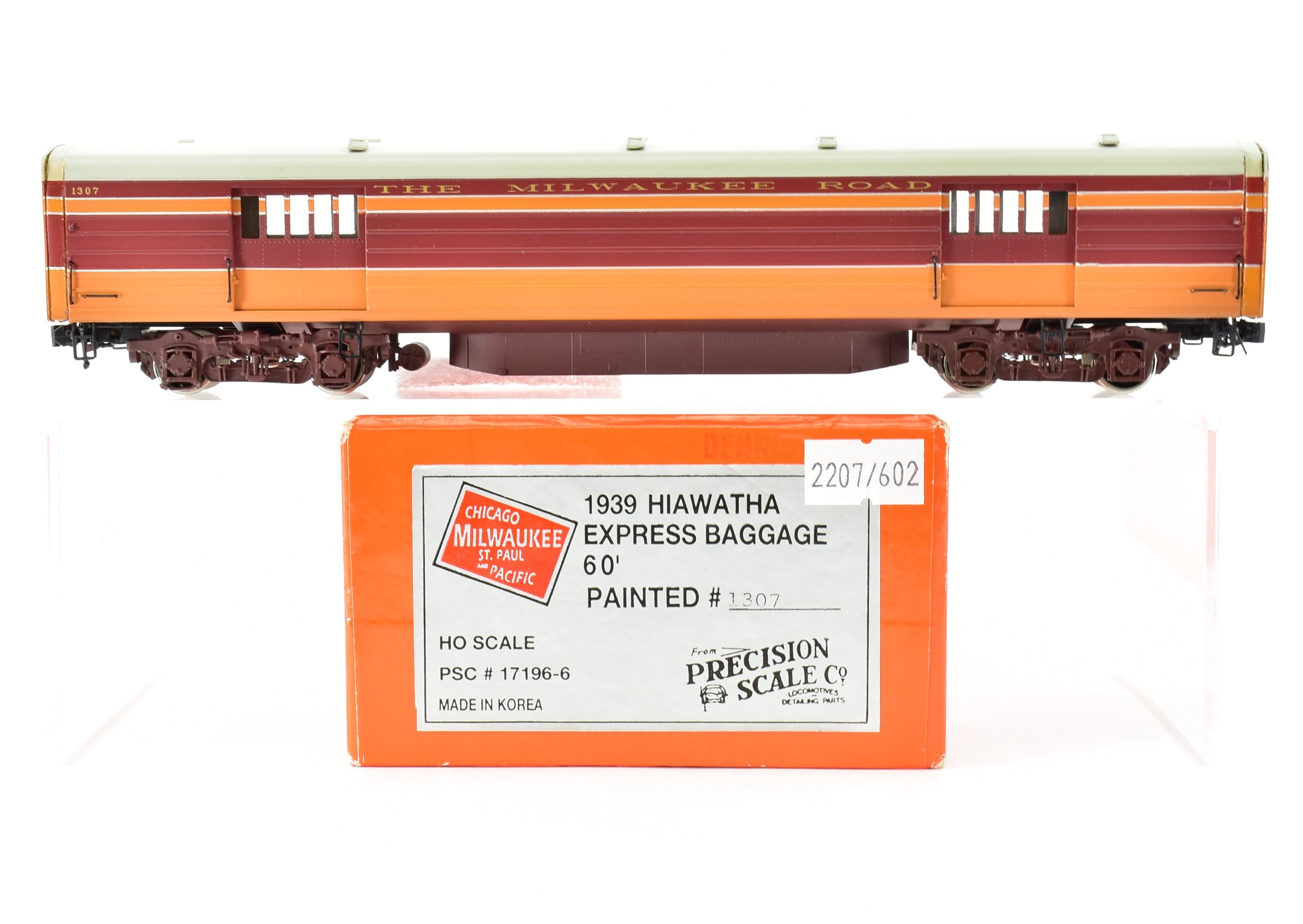 HO Scale Brass Precision Scale Co. Model - Milwaukee Road 1939 Hiawatha 60 Foot Express Baggage Car with Factory Painting