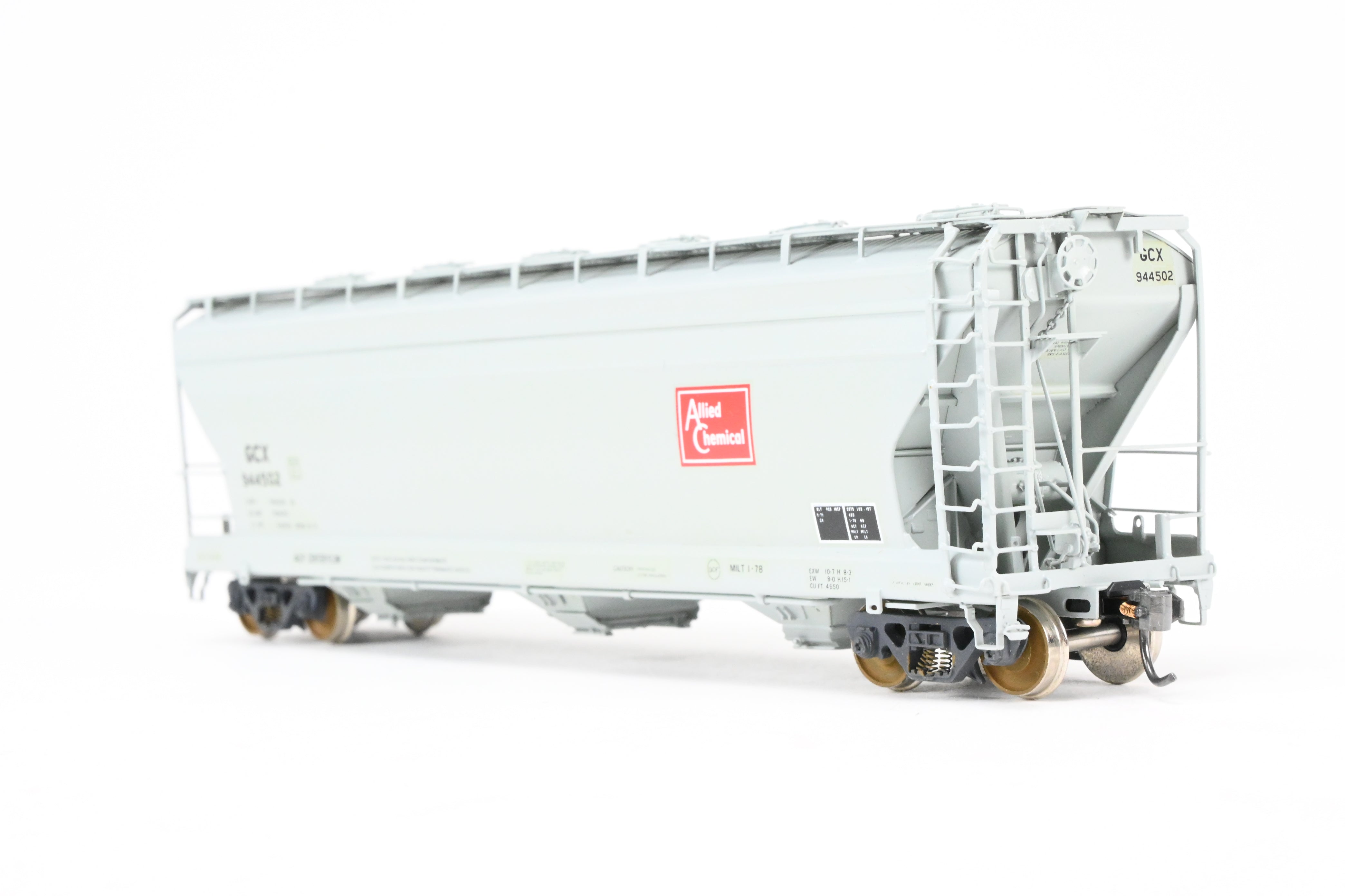 HO Scale Brass Model - Overland Models, Inc. Various Roads ACF 3 - Bay Counterflow 4650 Cubic Feet Covered Hopper Railway Model with 6 Round Hatches for CP Allied Chemical #944502